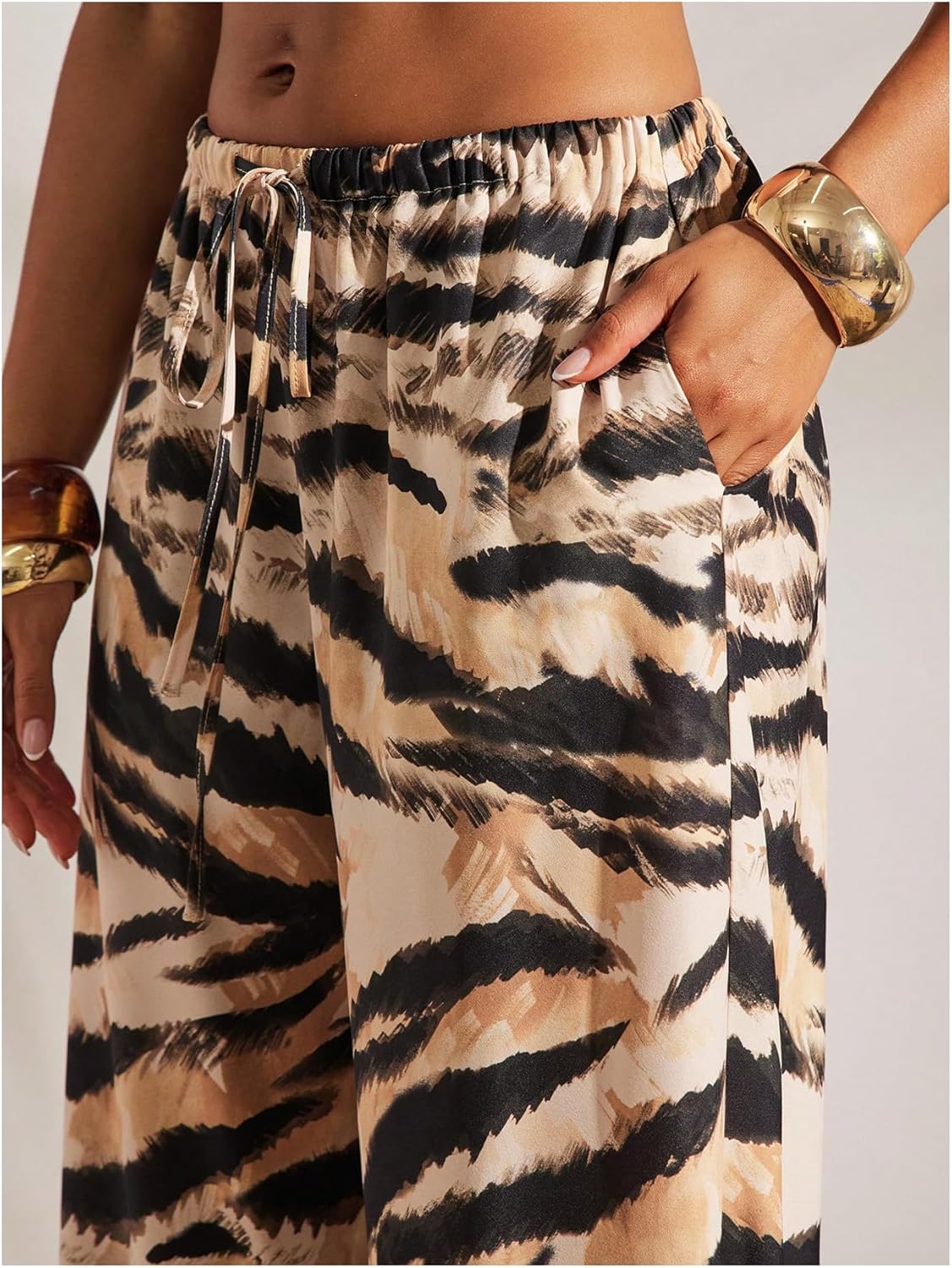 Women's Y2K Zebra Striped Pants Wide Leg Drawstring Waist Trousers with Pockets - Image 4