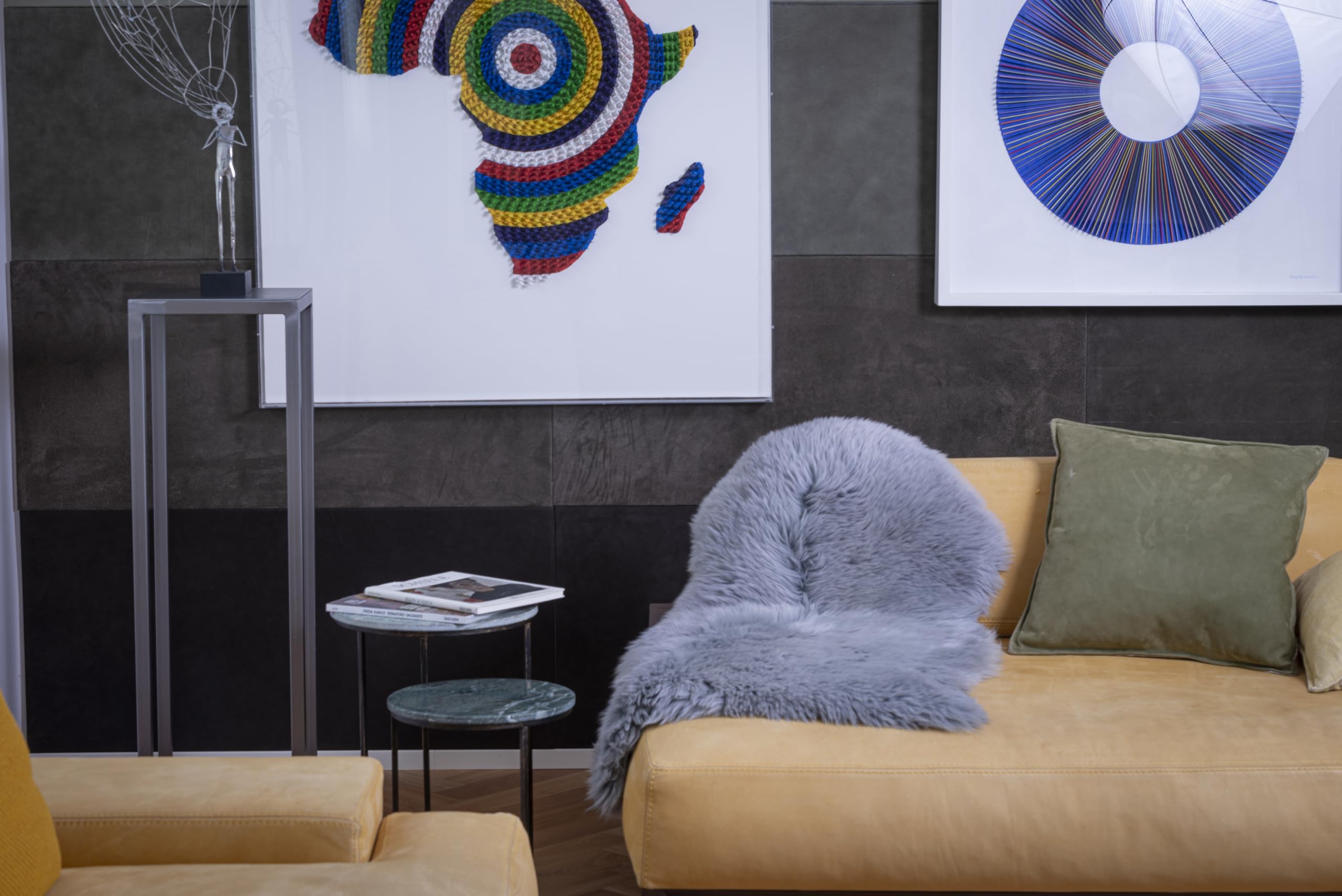 IPEA Lammfell Farbe Grau - Teppich aus echtem Schaffell - Made in Italy - 100/110 cm - Natürliche Lammfell Teppich Wohnzimmer - Weiches und Dickes Fell - Deko Fell Schlafzimmer