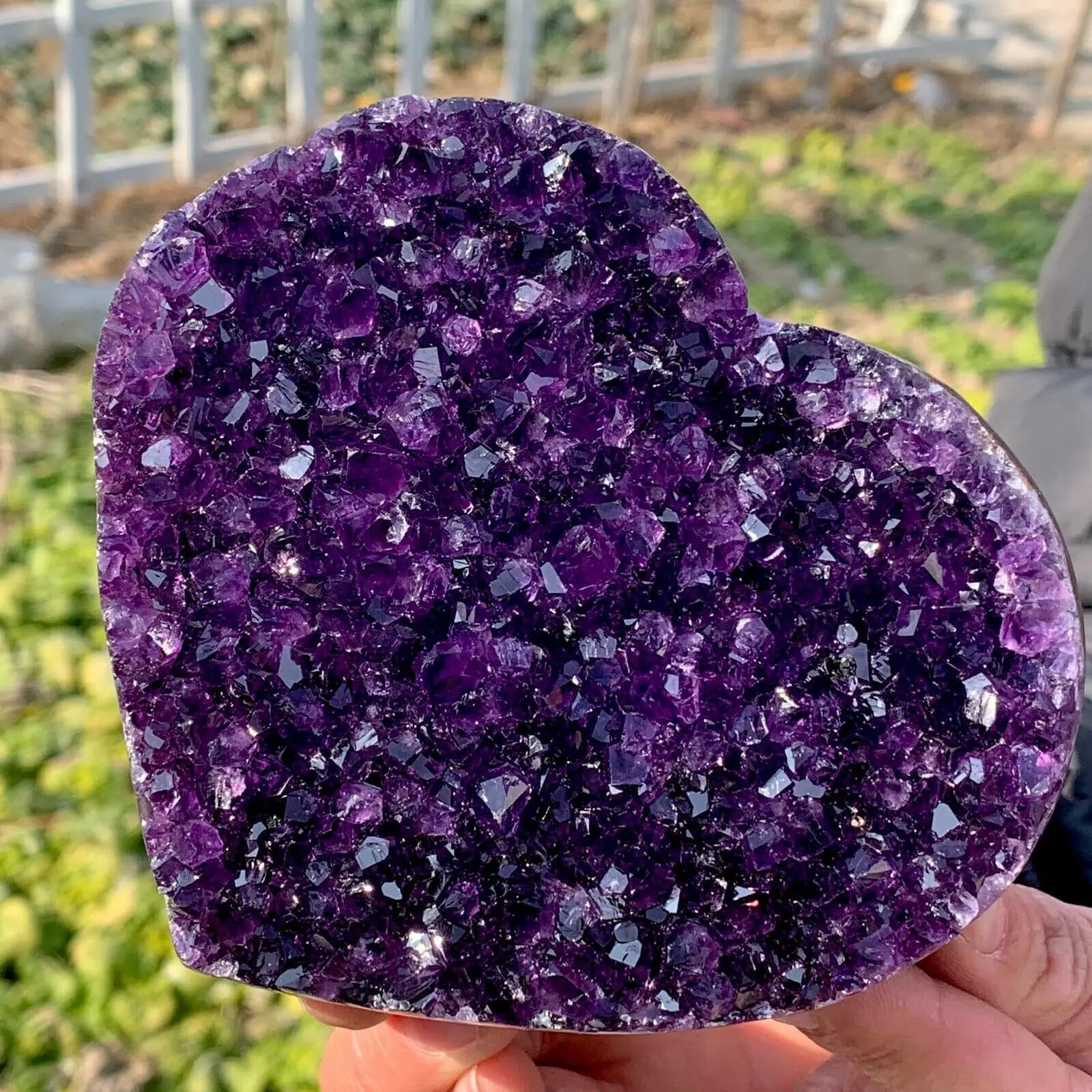 LLBOGRGGN Stone Heart Shaped Amethyst Gemstone Quartz Cluster Crystal (400-450g)