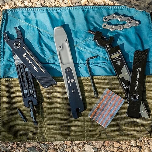 Miniatura 5 de Wolf Tooth Palanca de neumático de 8 bits + removedor de abolladuras de llanta multiherramienta