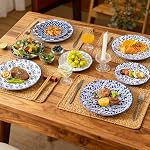 Sweejar Assiette et bols pour 4, 12 Pièces Ensembles de vaisselle en céramique à la main, garnitures résistantes aux rayures pour plateau de table, lave-vaisselle en porcelaine & Ensemble de vaisselle micro-ondes (bleu de la plage)