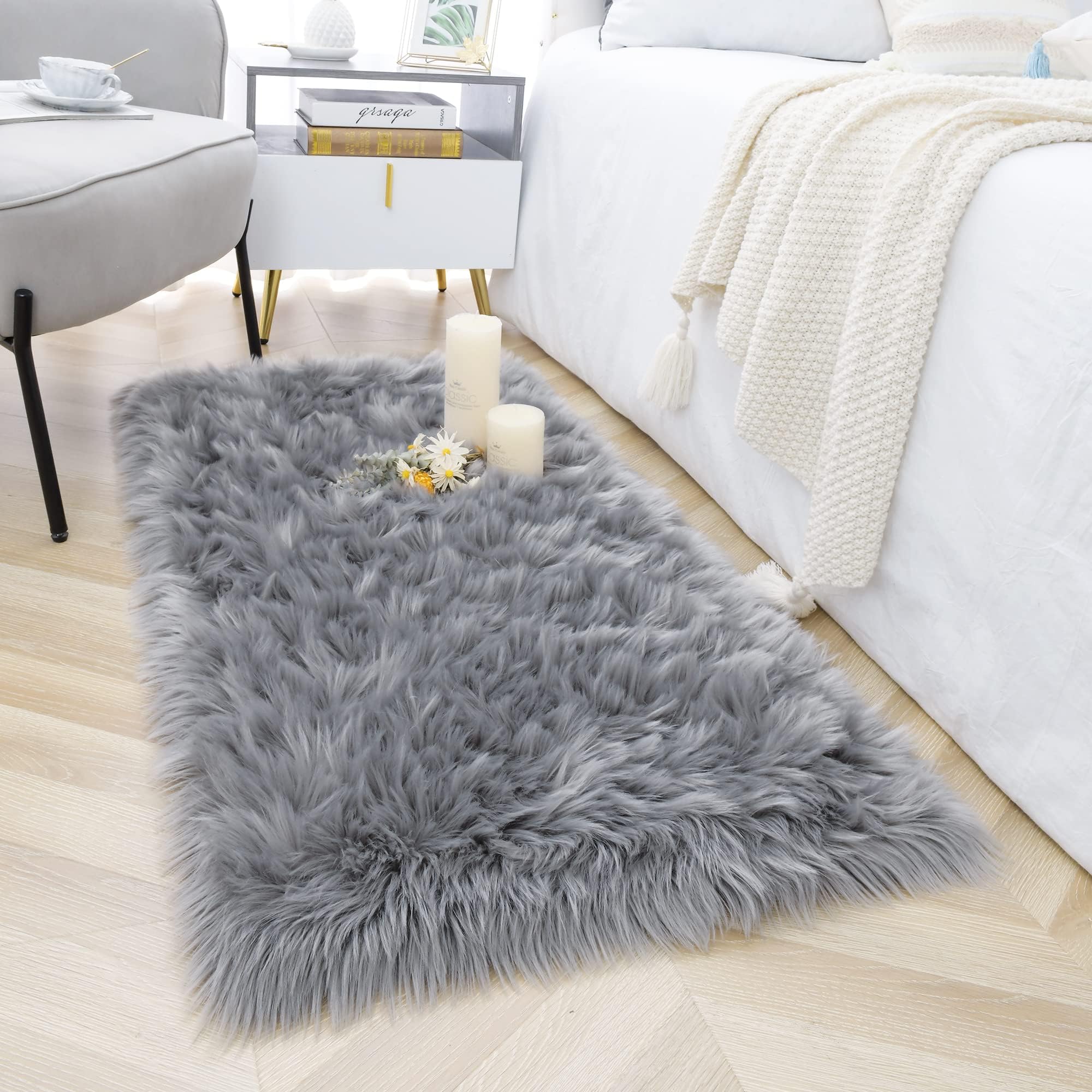 Noahas Luxury Fluffy Rugs Bedroom Furry Carpet Bedside Faux Fur Sheepskin Area Rugs Children Play Princess Room Decor Rug, 2 x 4 Feet