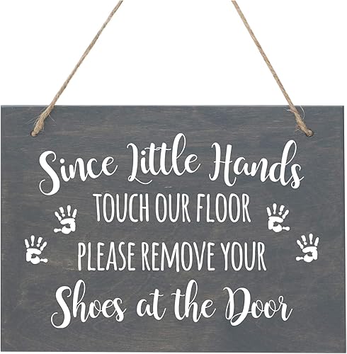 LifeSong Milestones Little Hands Baby - Letrero de abedul báltico para entrada, cuarto de servicio, decoración de cuerda, letrero de cortesía para