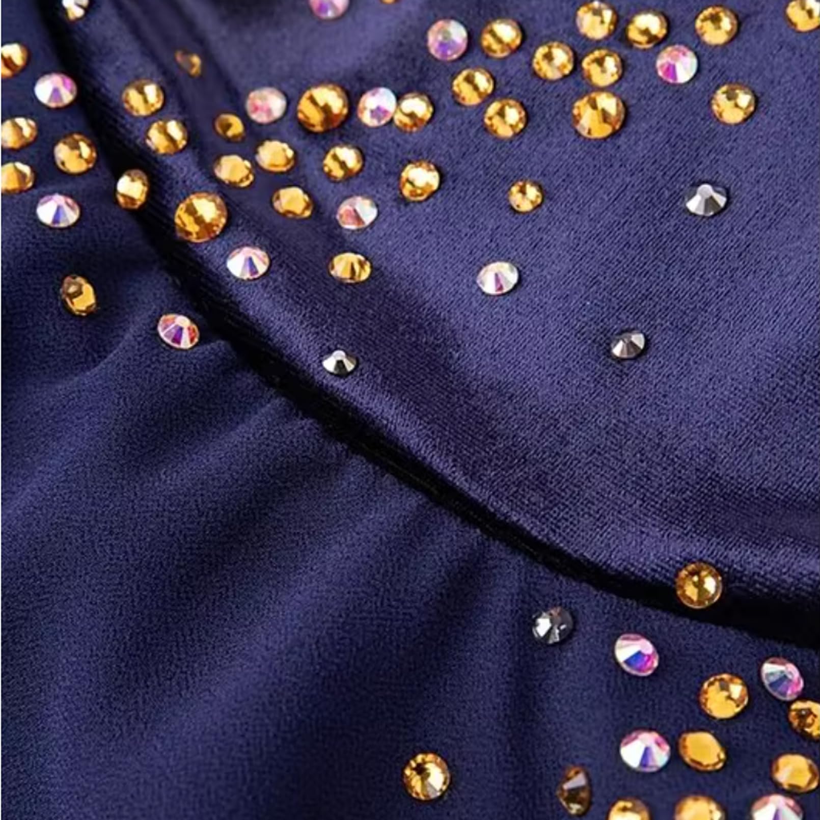 Kürkleider Eiskunstlauf Kleid für Damen, Lyrisches Ballett Tanzkostüm Lila Hoher Ausschnitt Voller Strass Handgemacht Turnanzug Mädchen Langarm