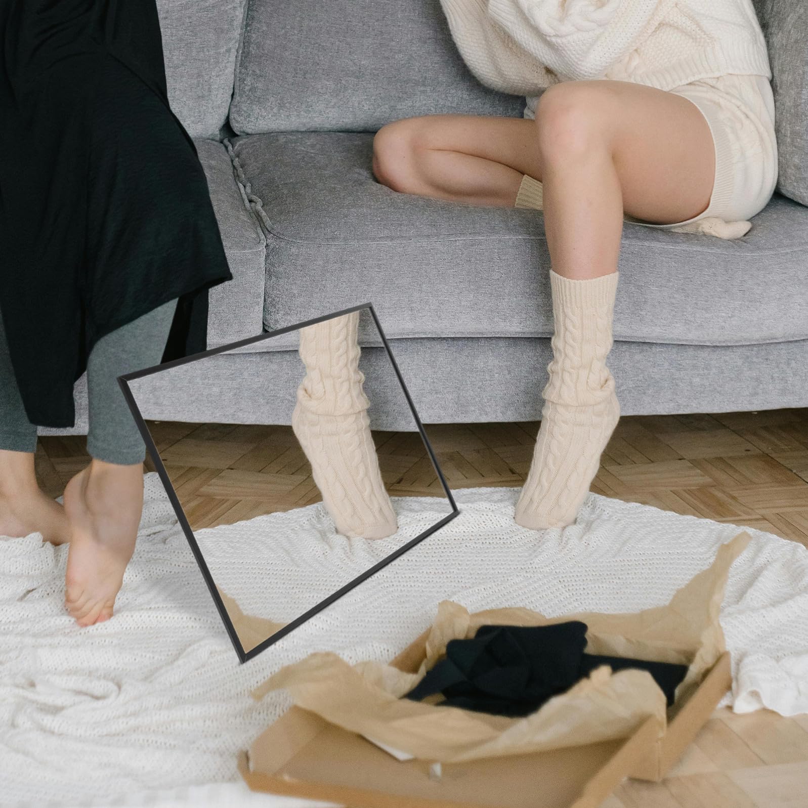 DOITOOL Specchio da Terra Resistente Nero in Lega di Alluminio Scarpe per Specchio Inclinato e Stabile e Facile da Posizionare per Negozio di Scarpe e