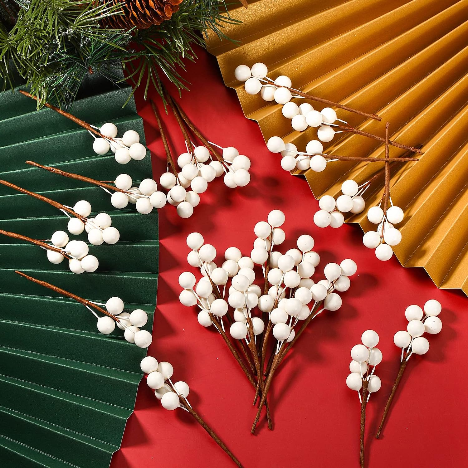 Tatuo 360 Pcs White Glossy Artificial Holly Berries Christmas Fake Stems
