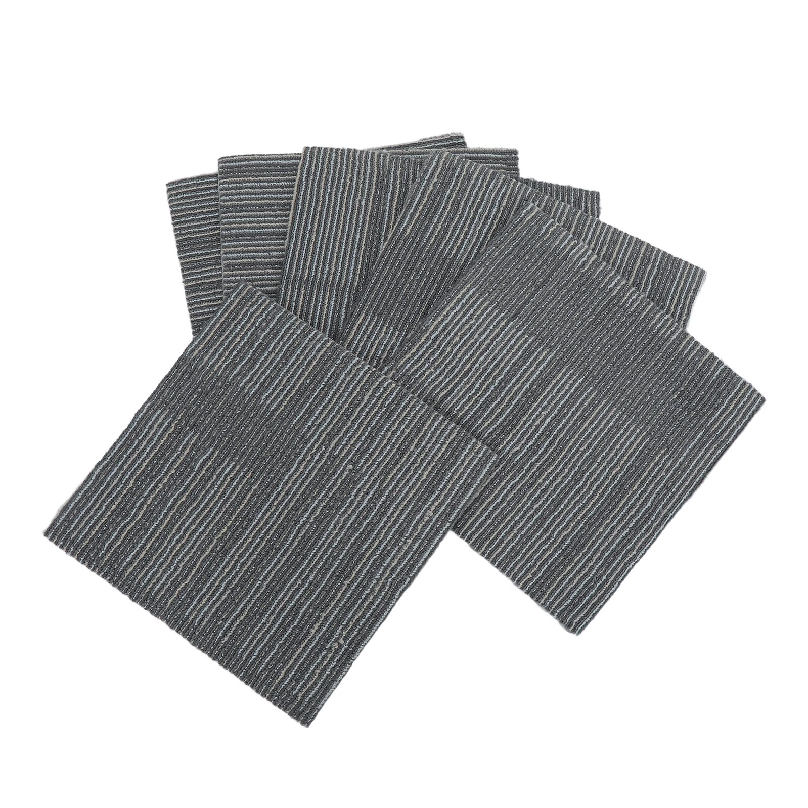 Dalles de moquette anti-incendie pour rénover facilement un sol usé ou bruyant
