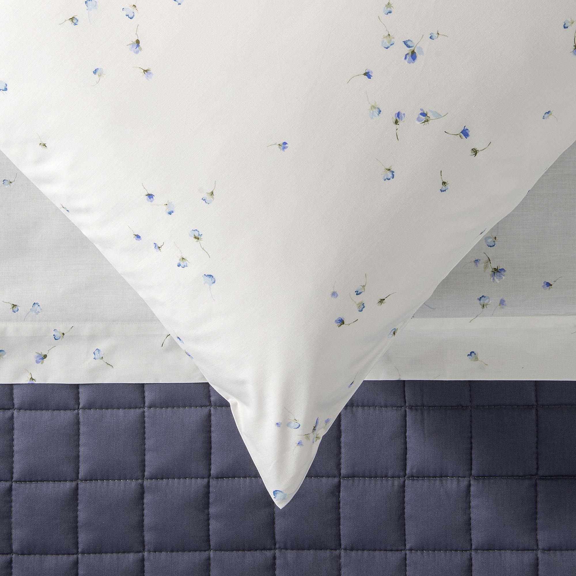 Zucchi, Completo Letto Matrimoniale, Collezione Ginny, Percalle, Bianco con Fiori Viola