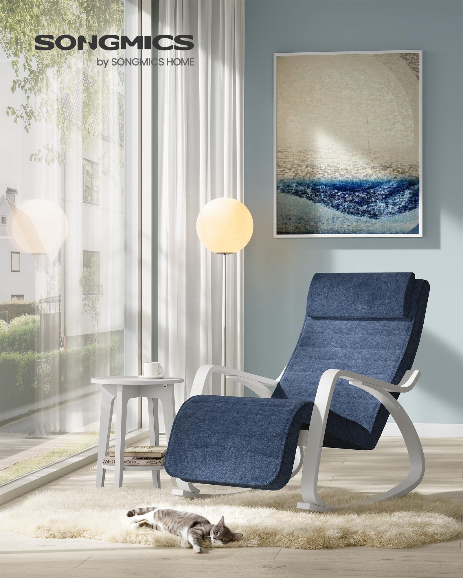 SONGMICS Fauteuil à Bascule, avec Accoudoirs en Bois, Chaise d’Allaitement, Repose-Pieds Réglable en 5 Positions, Capacité 150 kg, pour Chambre, Salon, Bleu Minuit et Blanc LYY011Q01