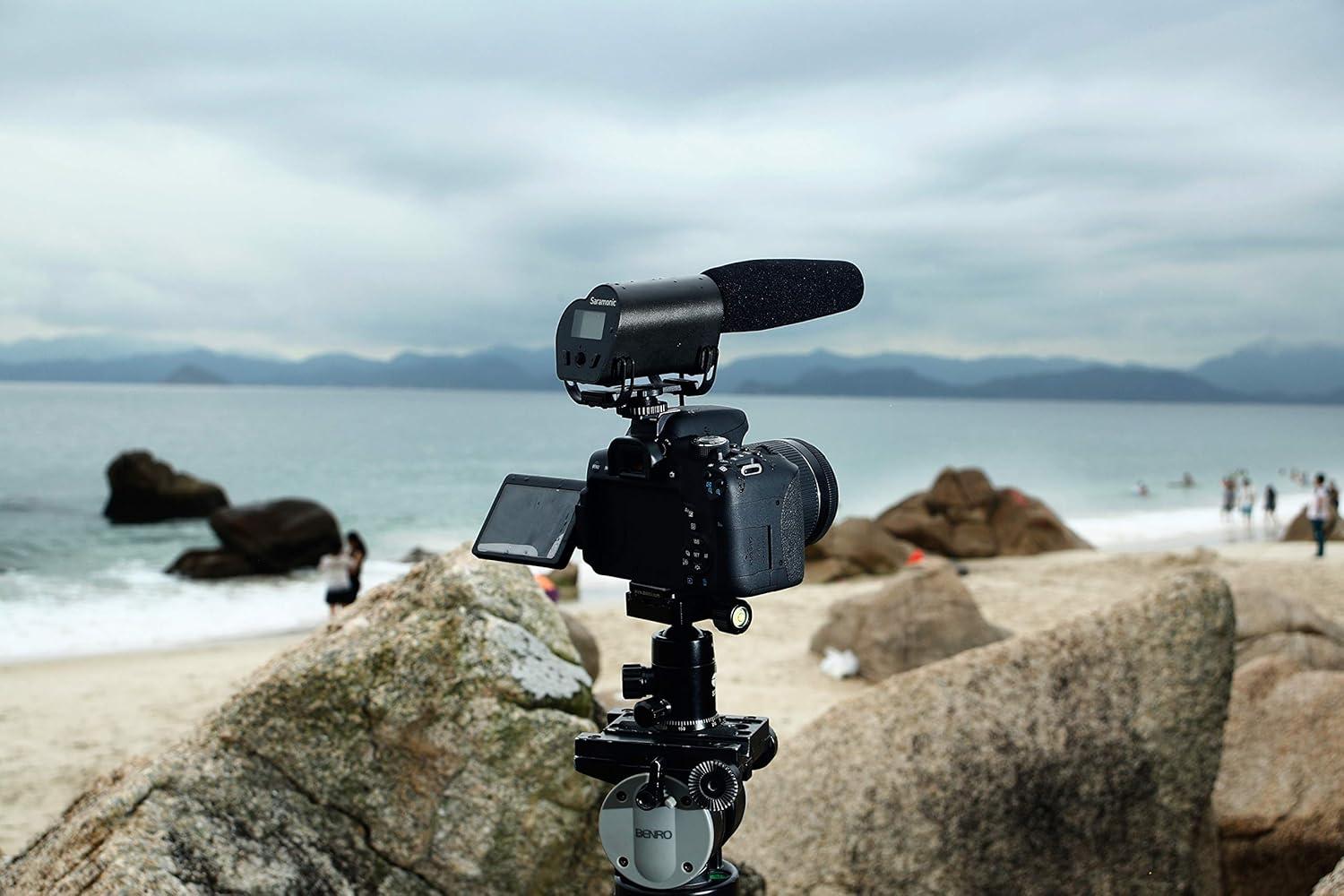 Saramonic VMIC Recorder Super-Cardioid Video Microphone with Built-in Audio Recorder for DSLR Cameras