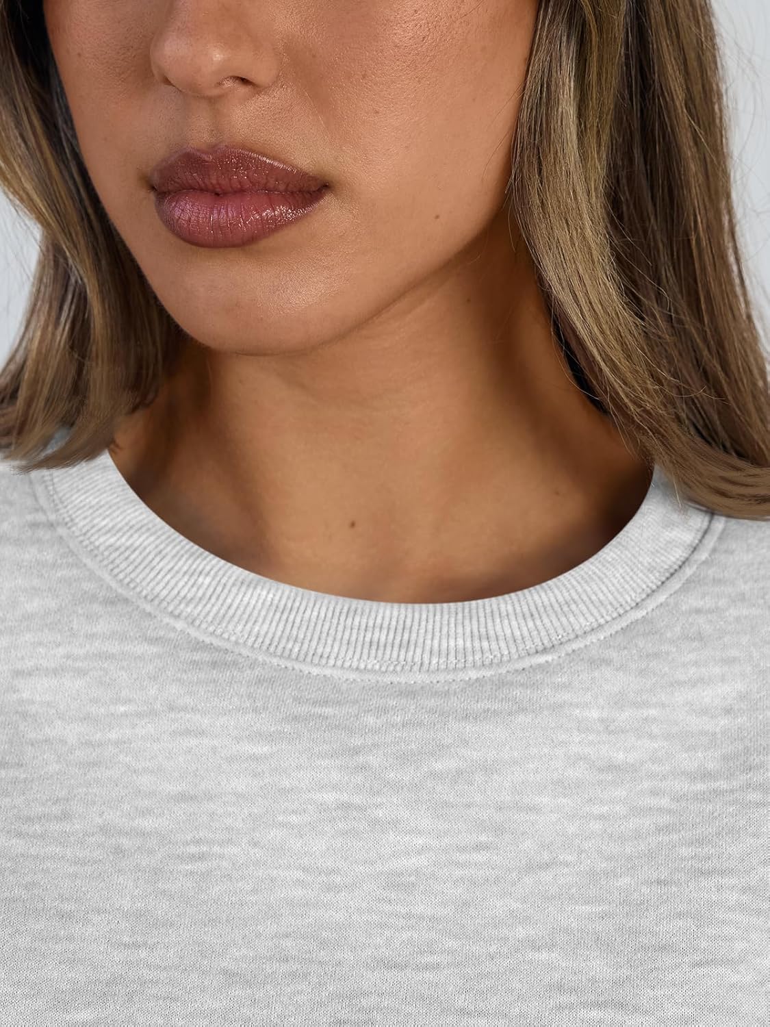 Trendy Queen Sweatsuits Women 2 Piece Outfits Two Piece Crewneck Sweatshirts Sets Lounge Fall Sweatpants 2026 Tracksuits - Image 5