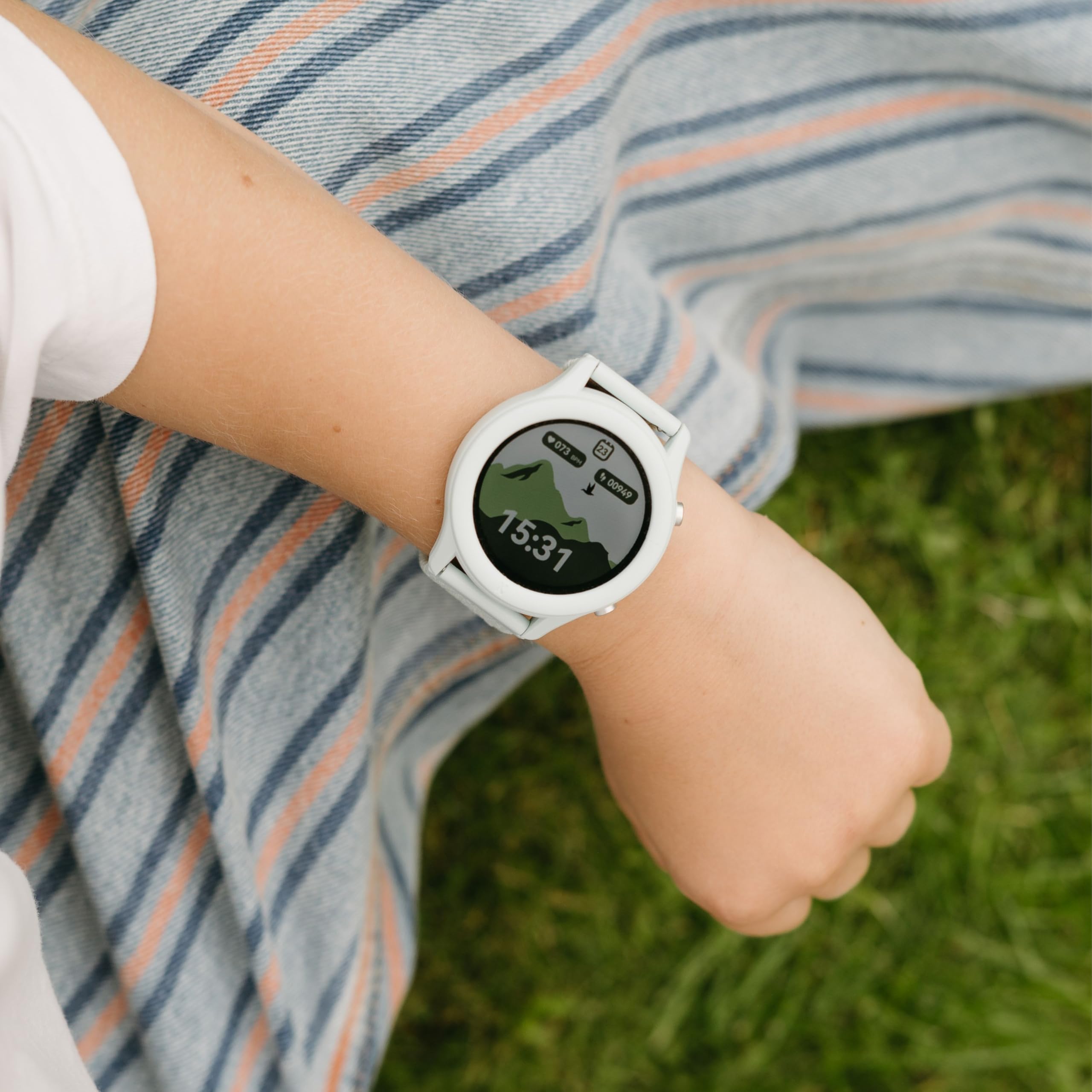 KIDYWOLF - K-Watch Grüne - Deine Interaktive Kinderuhr ab 8 Jahren - Coole Digitale Armbanduhr mit OLED & Taschenlampe