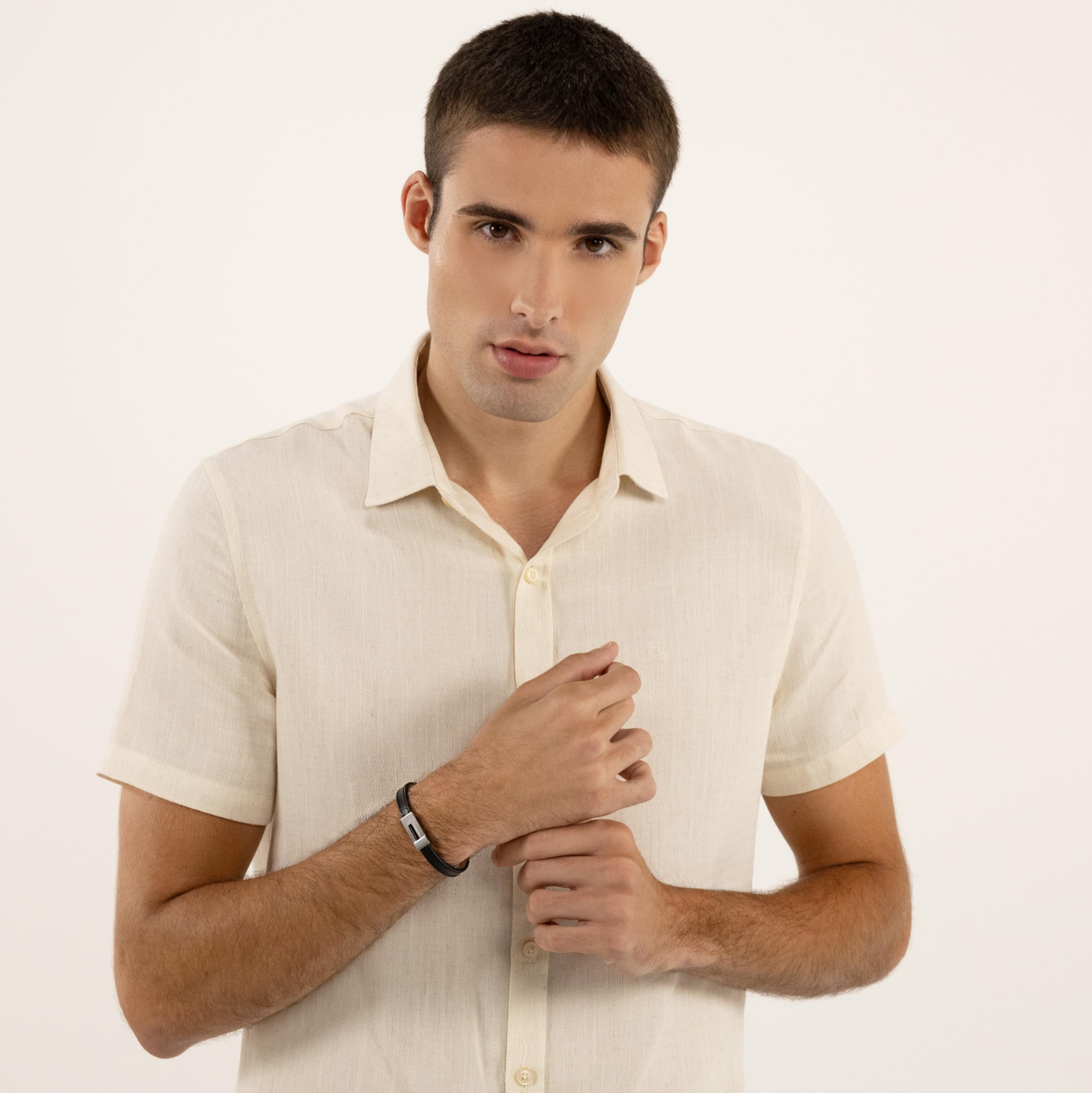 Calvin Klein Kollektion CK EXPOSED für Herren Halskette mit Anhänger aus Edelstahl und Armband aus Schwarzem Leder