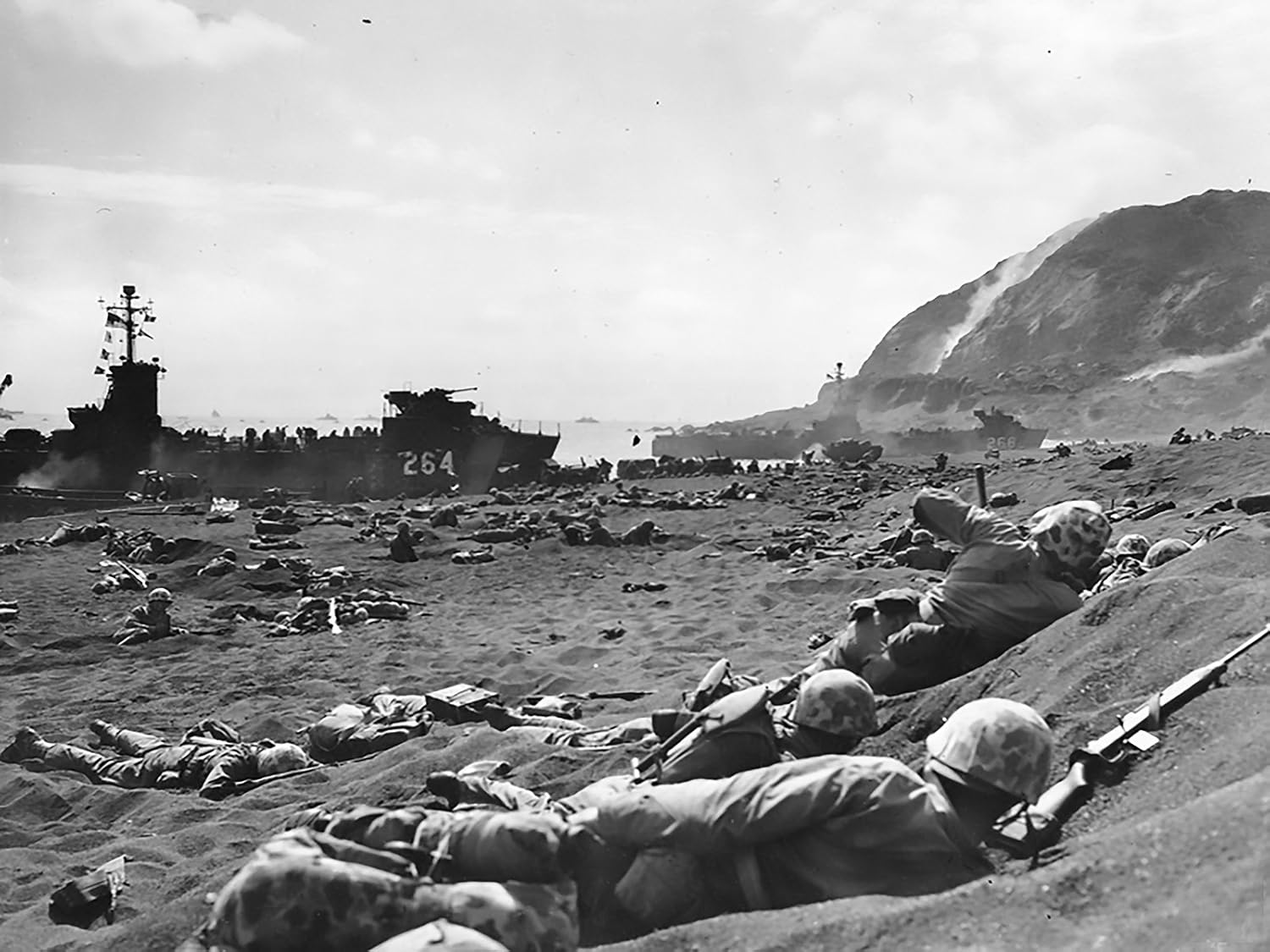 Battle of Iwo Jima Poster WW2 Poster USMC Poster 18x24