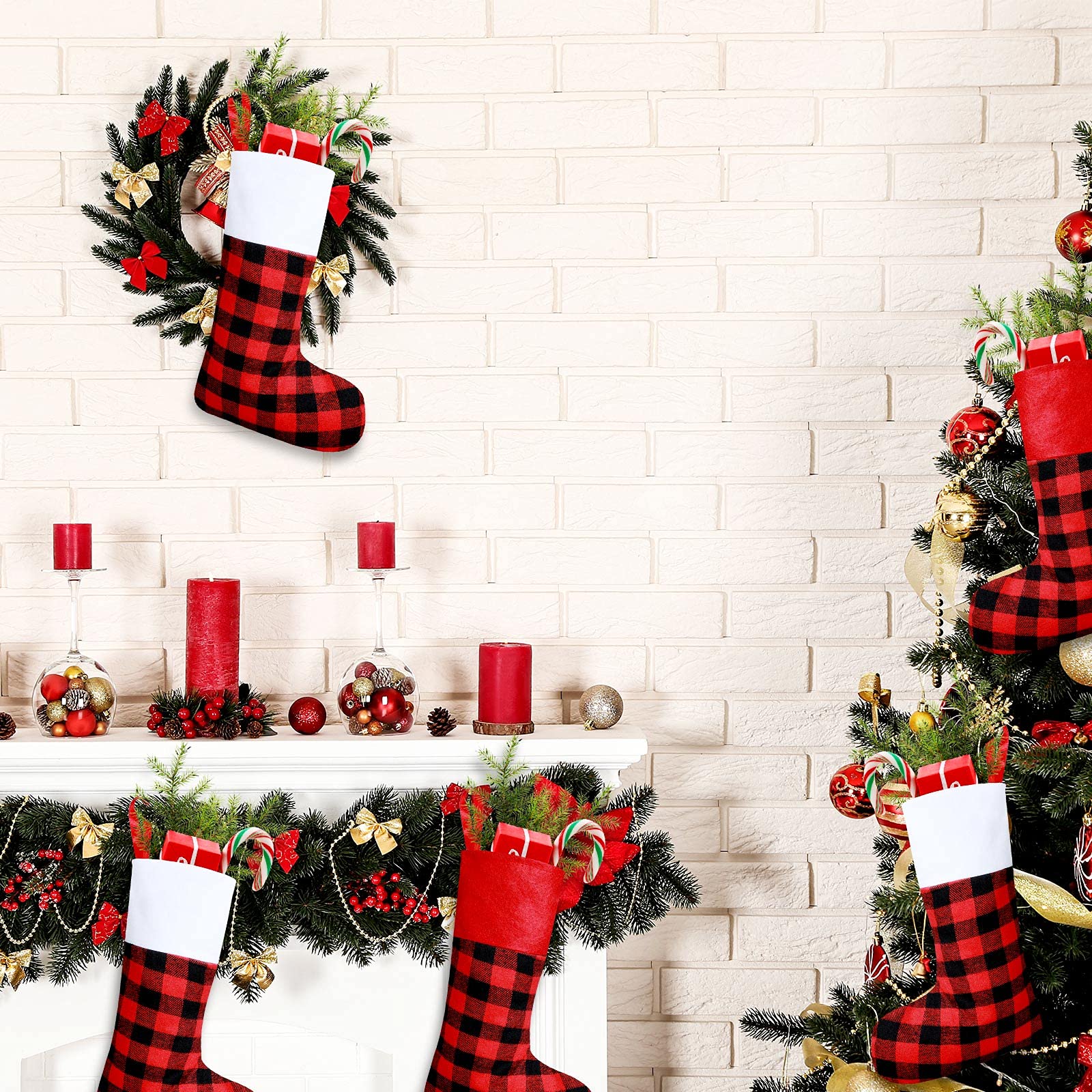 Skylety Lot de 24 mini chaussettes de Noël en vrac à motif écossais - Décorations à suspendre pour fêtes de fin d'année (rouge et noir, classique)