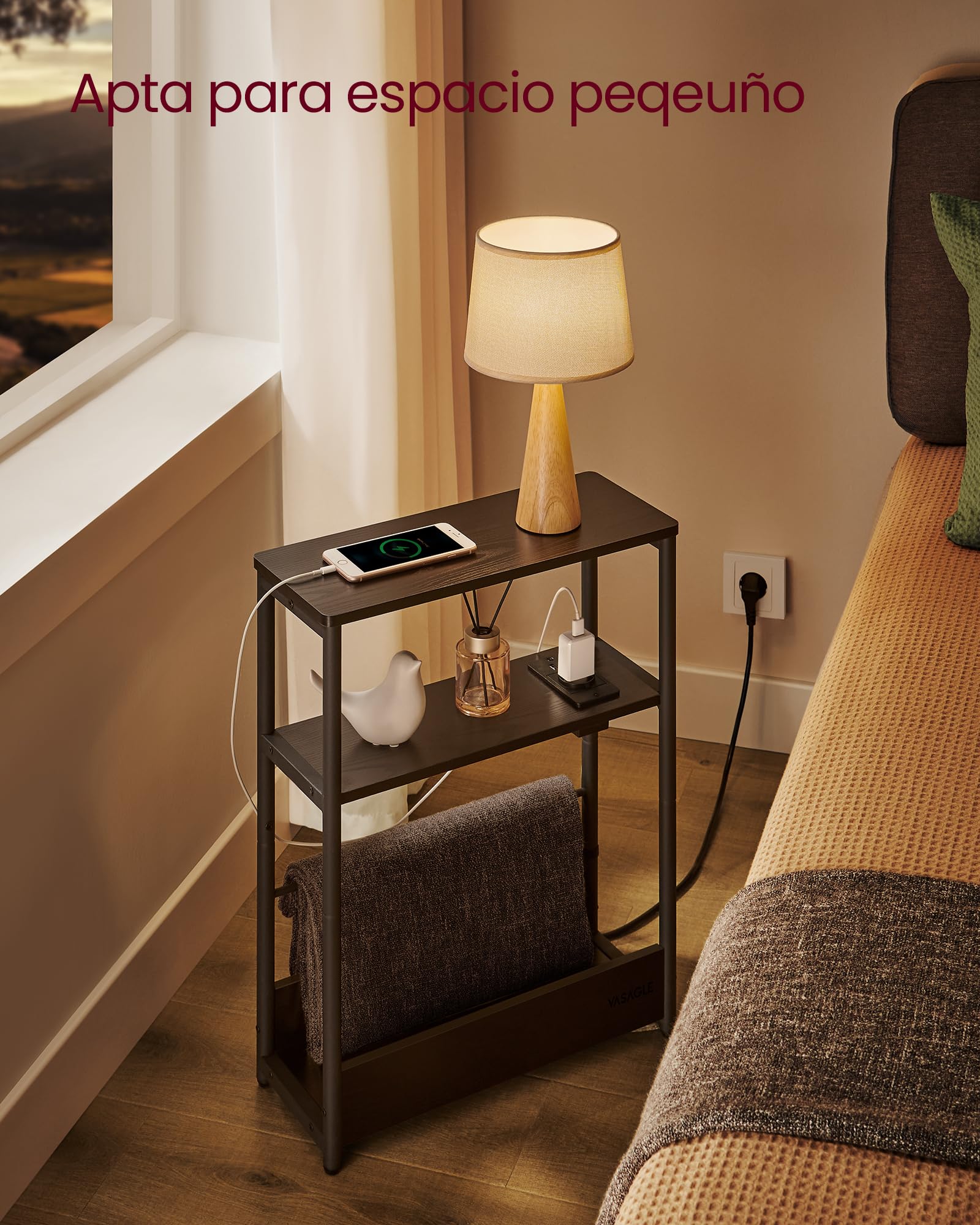 VASAGLE Mesa Auxiliar con Multienchufe, Mesita Estrecha con 3 Estantes, para Espacios Pequeños con Revistero, para Salón, Dormitorio, Estudio, Negro Ébano y Negro Tinta LET335B02
