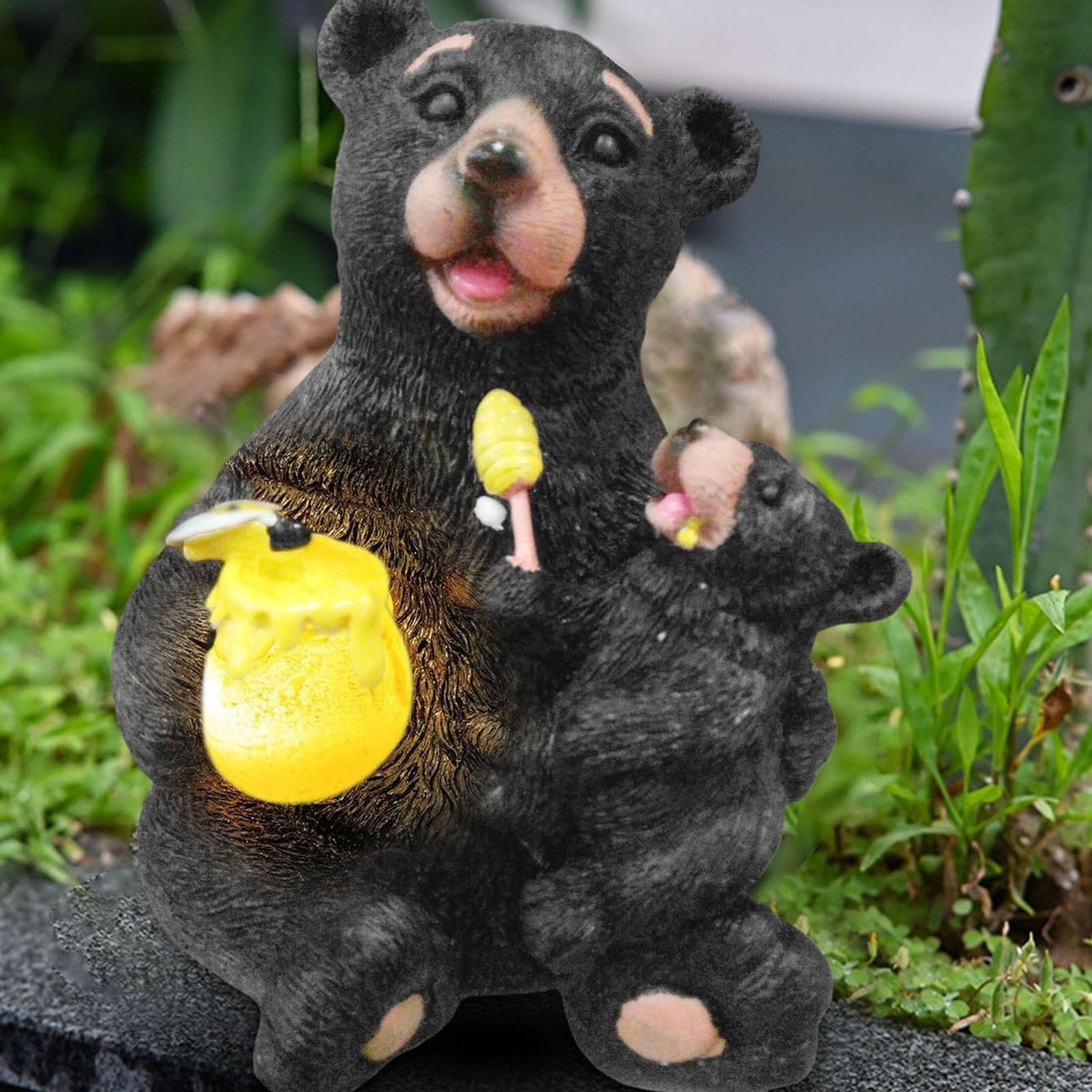 Amazon.co.jp: ソーラー ガーデン スタチュー 愛するクマ、クマの