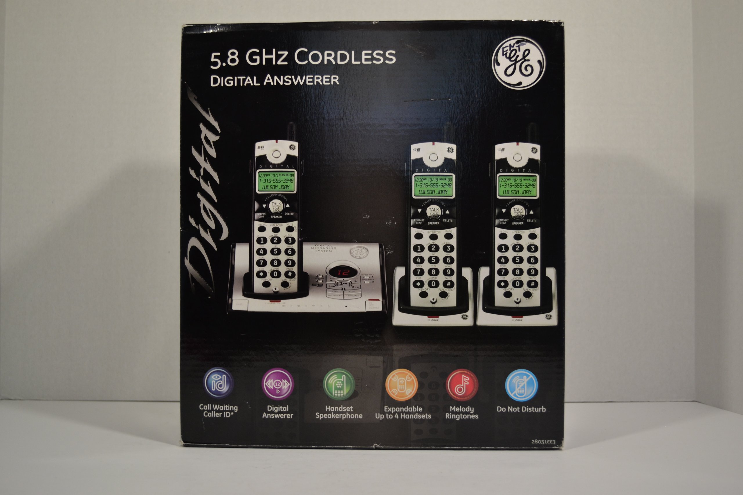 GE Cordless 5.8 GHz Digital 28031EE3 Phone with 3 Handsets, Caller ID and Digital Answering System