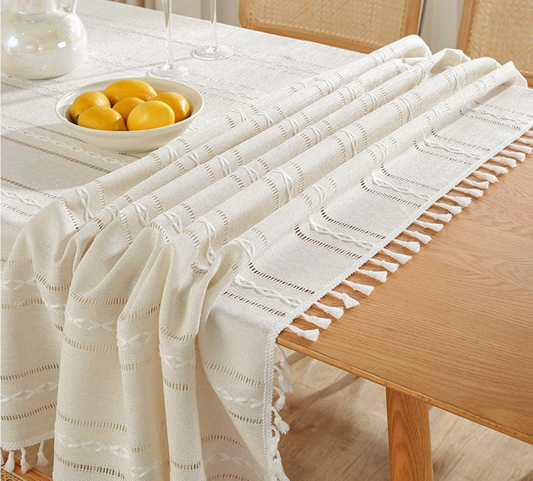 Daesar - Mantel Rectangular Antimanchas Jardin,Mantel Antimanchas Poliéster Rayas con Borlas Mantel Centro de Mesa Decorativo Beige Blanco,140x260CM(102x55Inch)