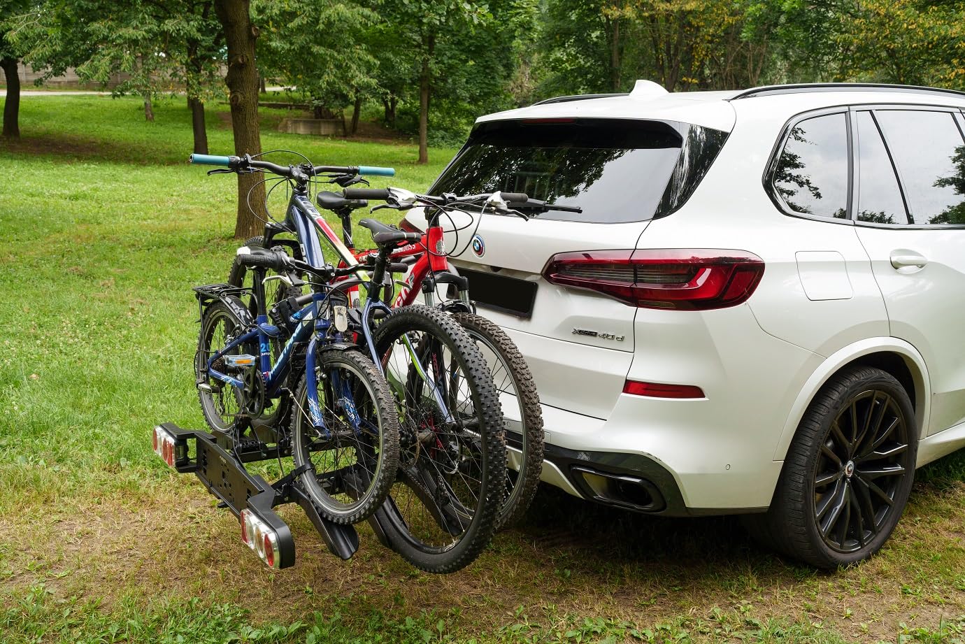 FARAD Portabicicletas para Gancho de Remolque Susa para Bicicletas también E-Bike y Fat-Bike (3 Bicicletas)