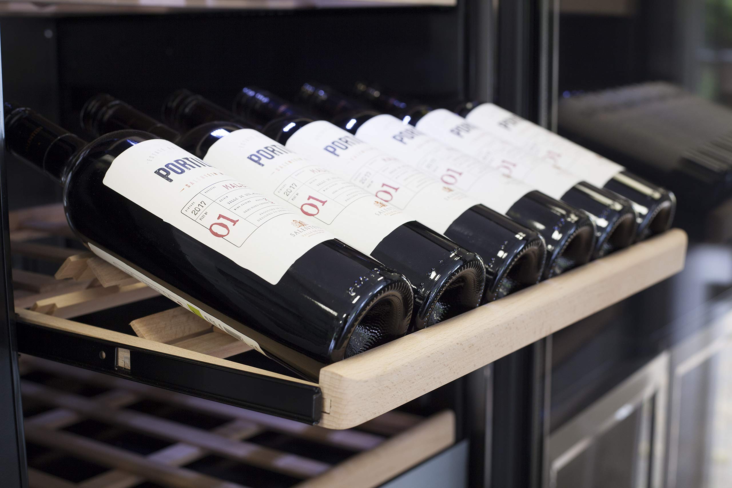 Caso WineComfort 1800 Smart-App Weintemperierer Kompressortechnik 180 Flaschen Weinkühlschrank Edelstahl Glas
