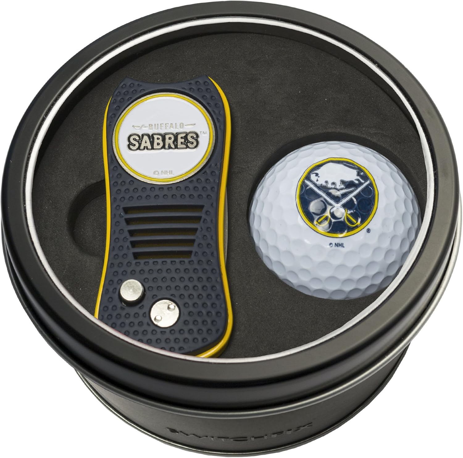 Team Golf NHL Chicago Blackhawks Gift Set Switchfix Divot Tool with Double-Sided Magnetic Ball Marker & Golf Ball, Patented Single Prong Design, Less Damage to Greens, Switchblade Mechanism : Everything Else