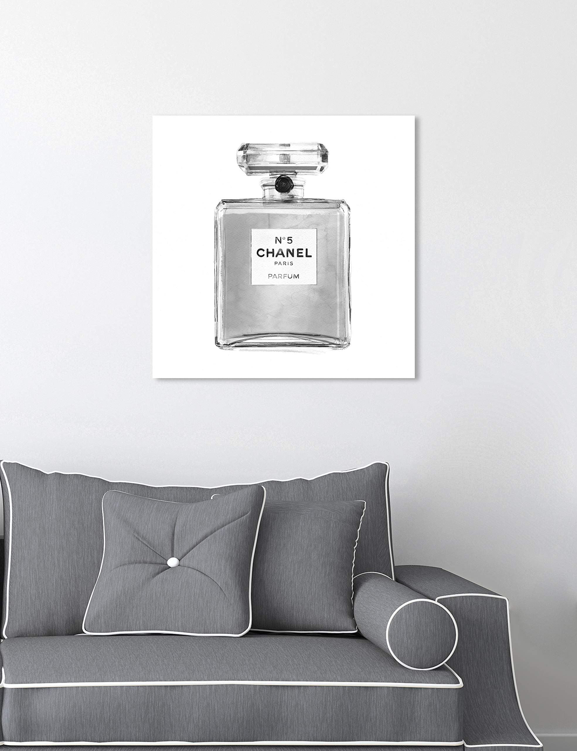 Amazon.com: The Oliver Gal Artist Co. Oliver Gal 'Silver Classic
