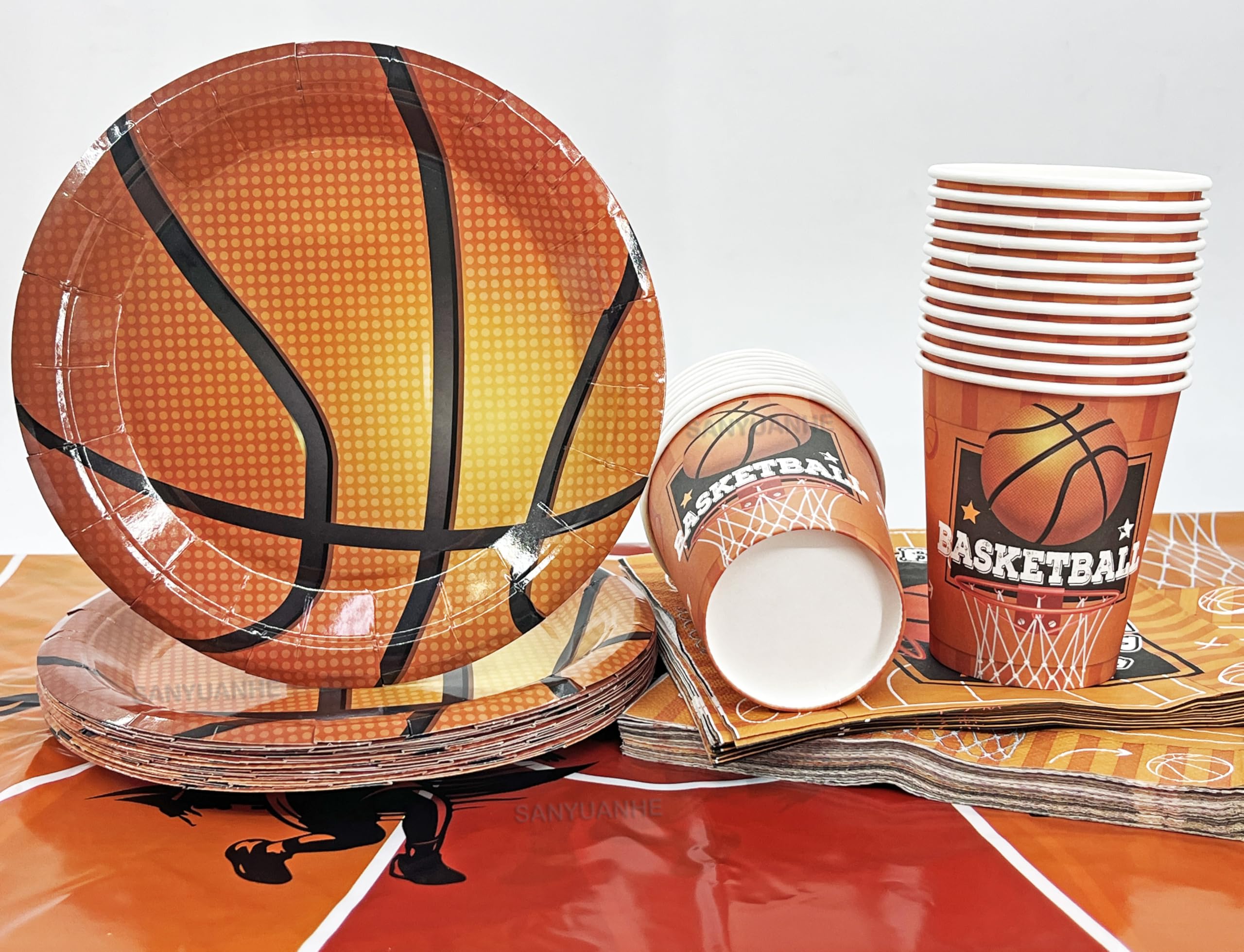 Doyomtoy Set Stoviglie Festa Basket 61 Pezzi - Piatti, Tazze, Tovaglioli E Tovaglia A Tema, Per 20 Ospiti, Decorazioni Compleanno Basket