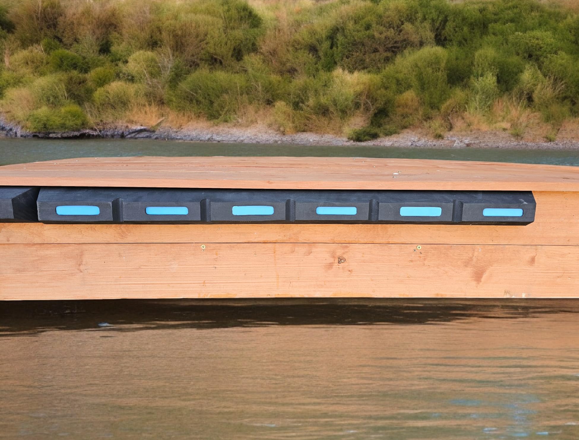 Marina 8, butée de pont d'EVA, battant pour la plate-forme d'EVA