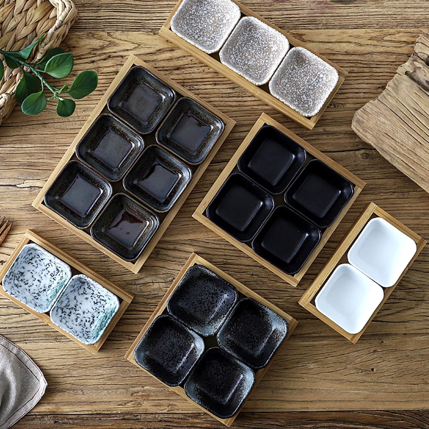 Sauce Dish 3.3 Oz Ceramic Dip/Dipping Bowls Set - Dipping Soy Sauce Dishes/Bowls Small Sauce Cups for Sushi Tomato Sauce Soy and Serving Bowls Set of 4 Spice Saucers (Size : B) (A)