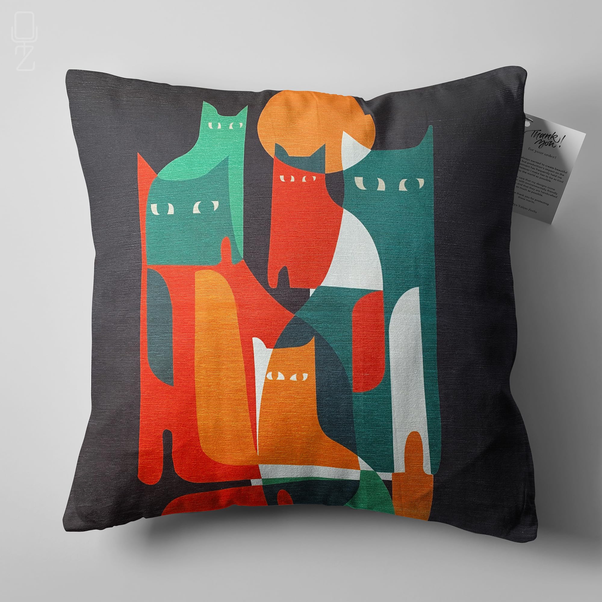 OyzShop Abstract Cats Cushion Cover | Multicoloured Design on Dark Background | Double Sided on the Soft Velvet Fabric with Multi Sizes, OEKO-TEX 55x55cm (22x22 Inches)