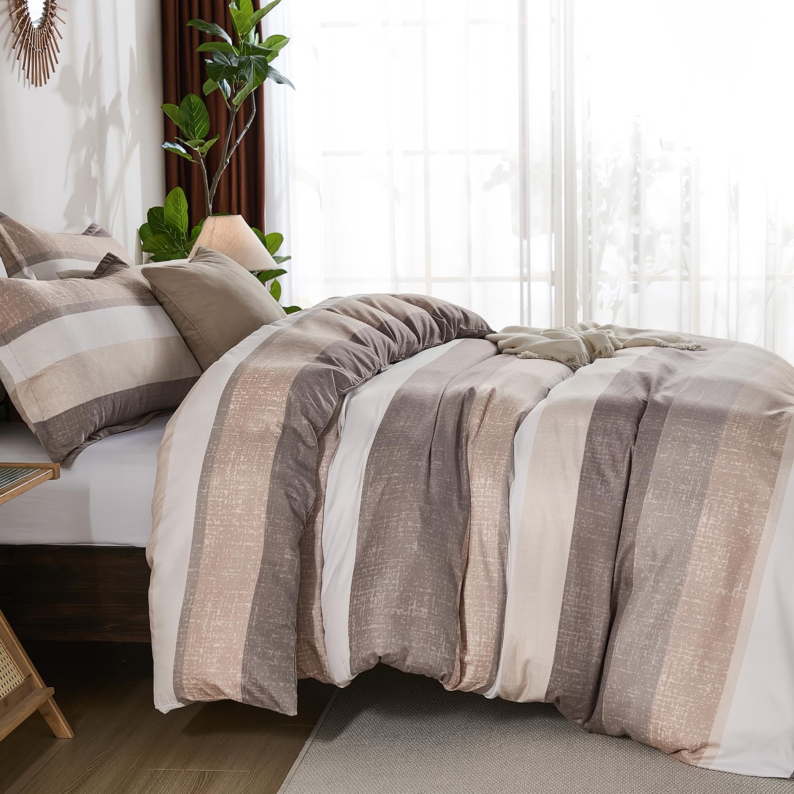 WONGS BEDDING Duvet Cover Sets Wide Striped Bedding Sets King Size Soft Microfiber Quilt Cover with 2 Pillowcases, Khaki, 220x230cm โ image 1