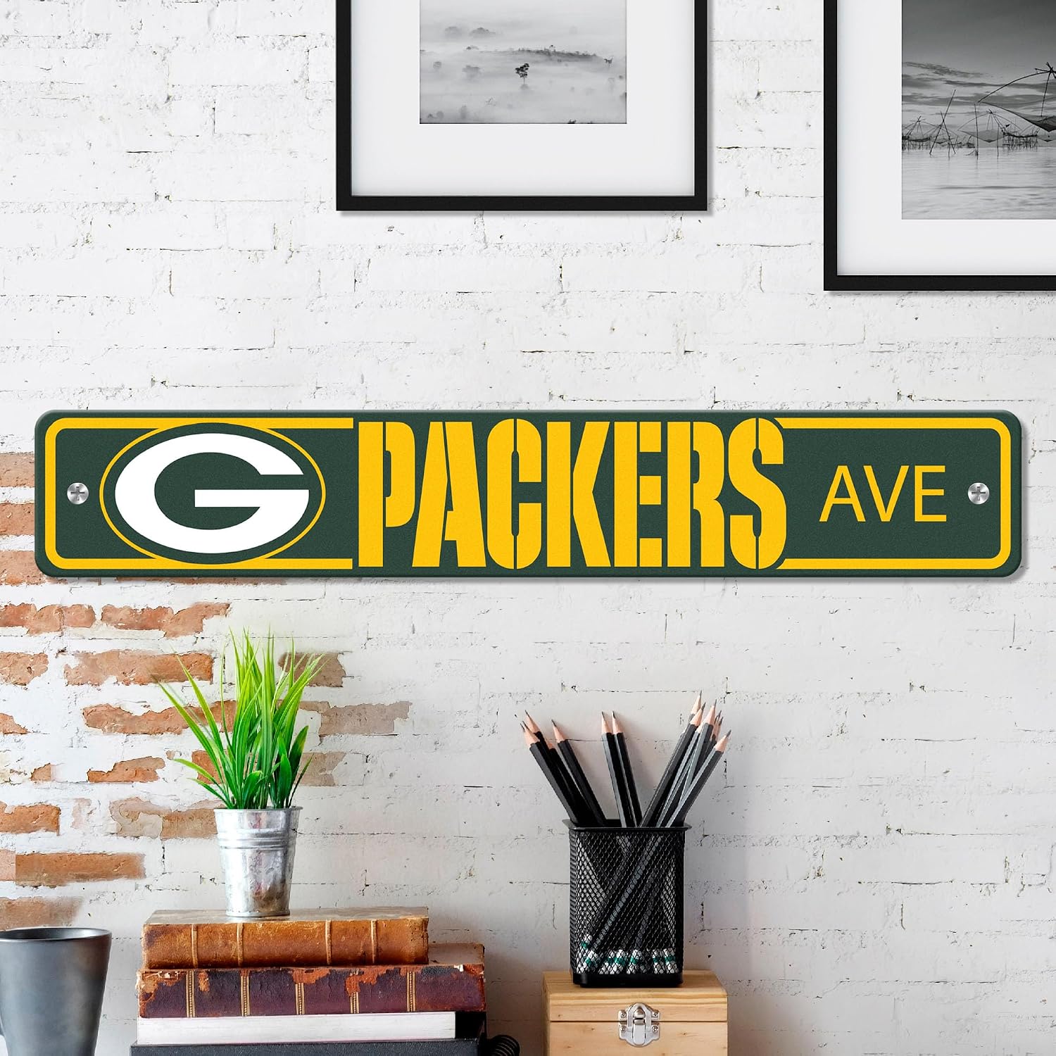 FANMATS NFL Green Bay Packers Team Color Sports Fan Sign 4in x 24in Plastic Wall Mount Lightweight