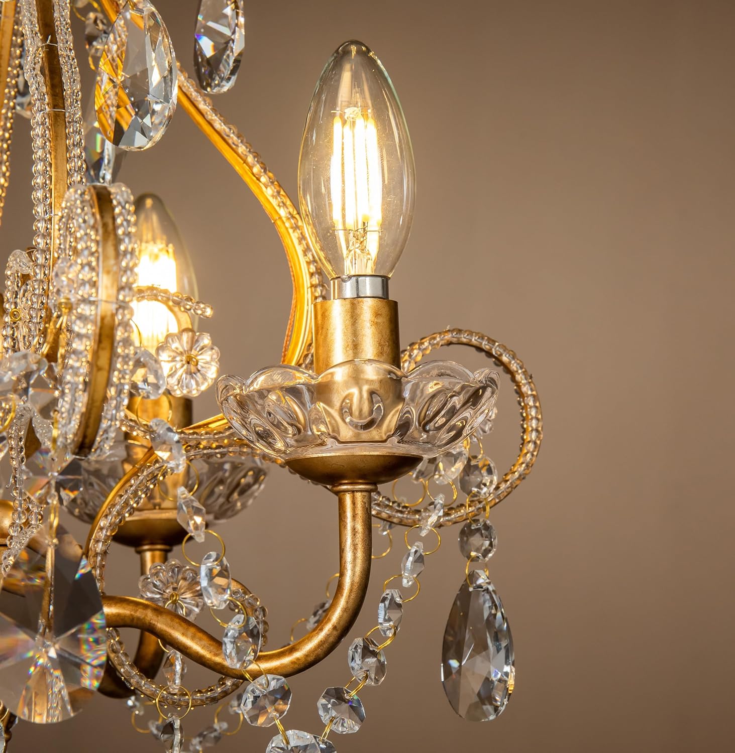 ALOADECOR 4-Light W14 in. French Country Chandelier Antique Gold Small Crystal Chandeliers for Dining Room Vintage Swag Lamp Candle Gothic Chandelier with Crystal Teardrop Beads for Bedroom Foyer