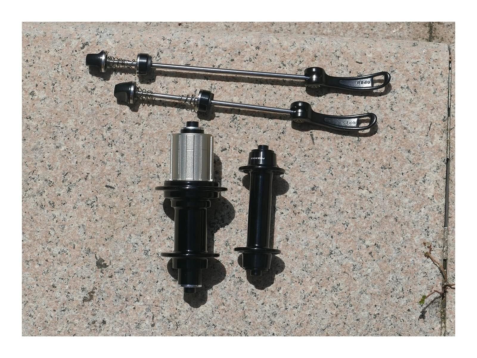 Cierres RáPidos para Bicicletas Pinchos for Cubo de Rueda Bicicleta R13, Orificios for radios: 20, 24, 300 g/par