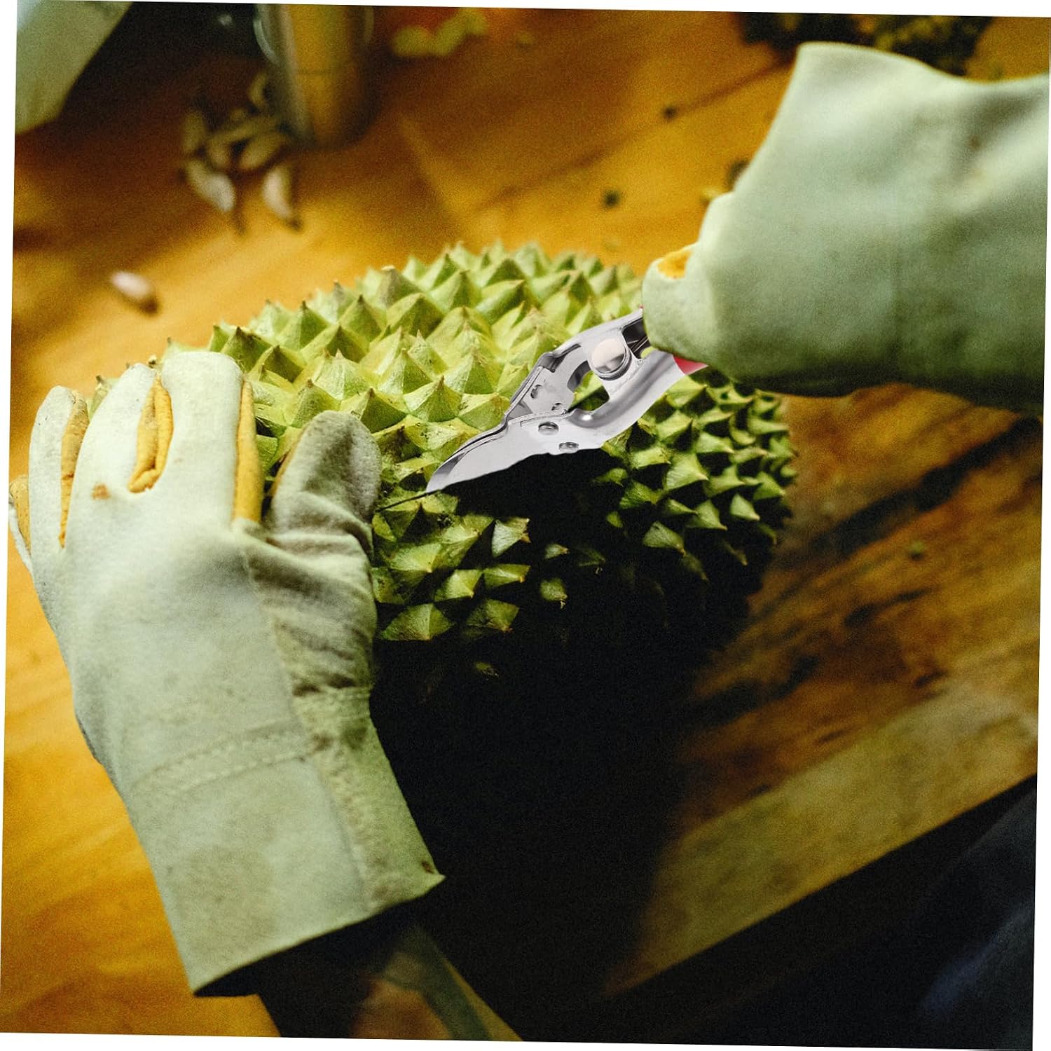 Compact Design Fruit Opener Stainless Steel Kitchen Utensil Melon Opening Gadget for Quick Durian Fruit Opening