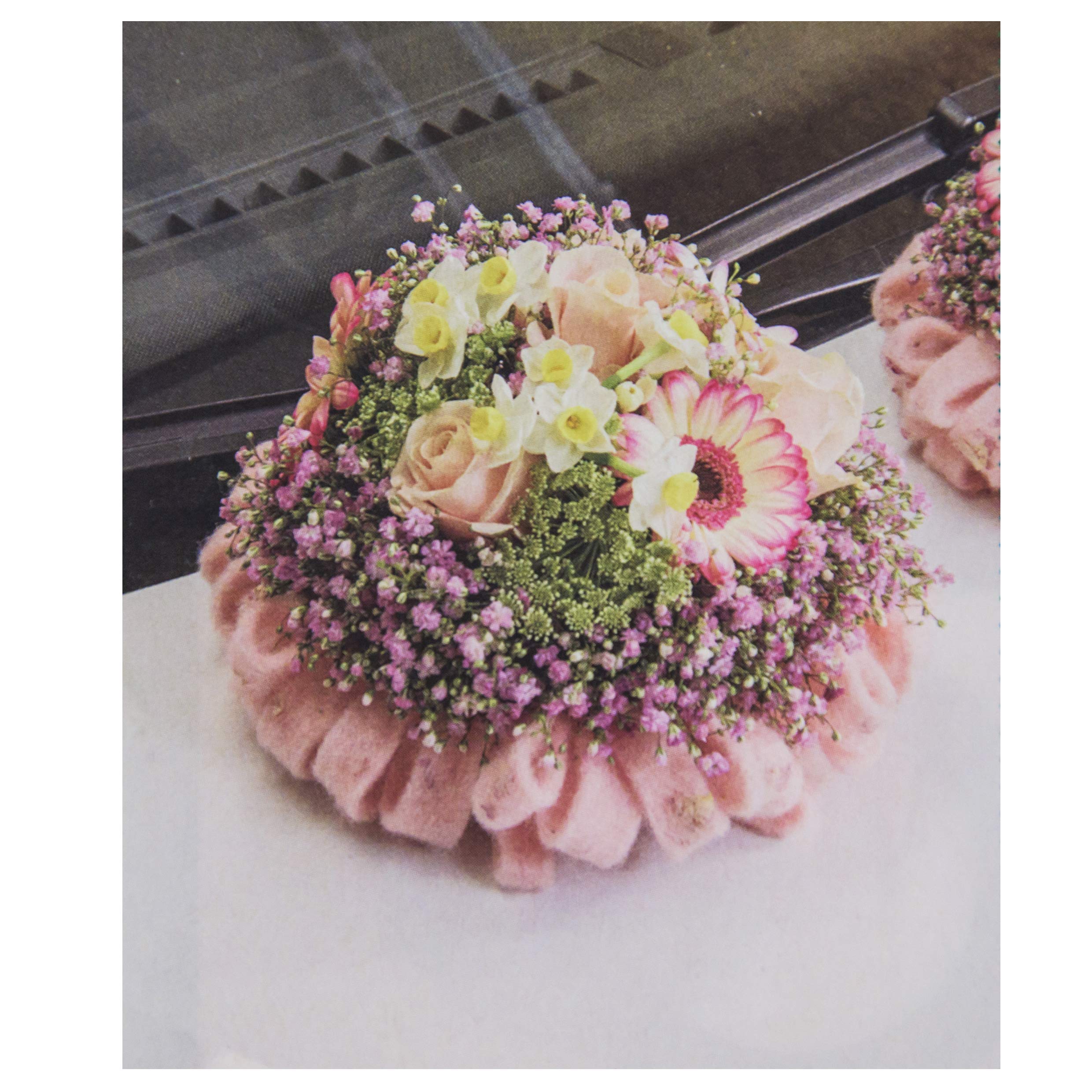 Auto Corso Avec Ventouse 11x9cm - Décoration Mariage Fleurs Artificielles