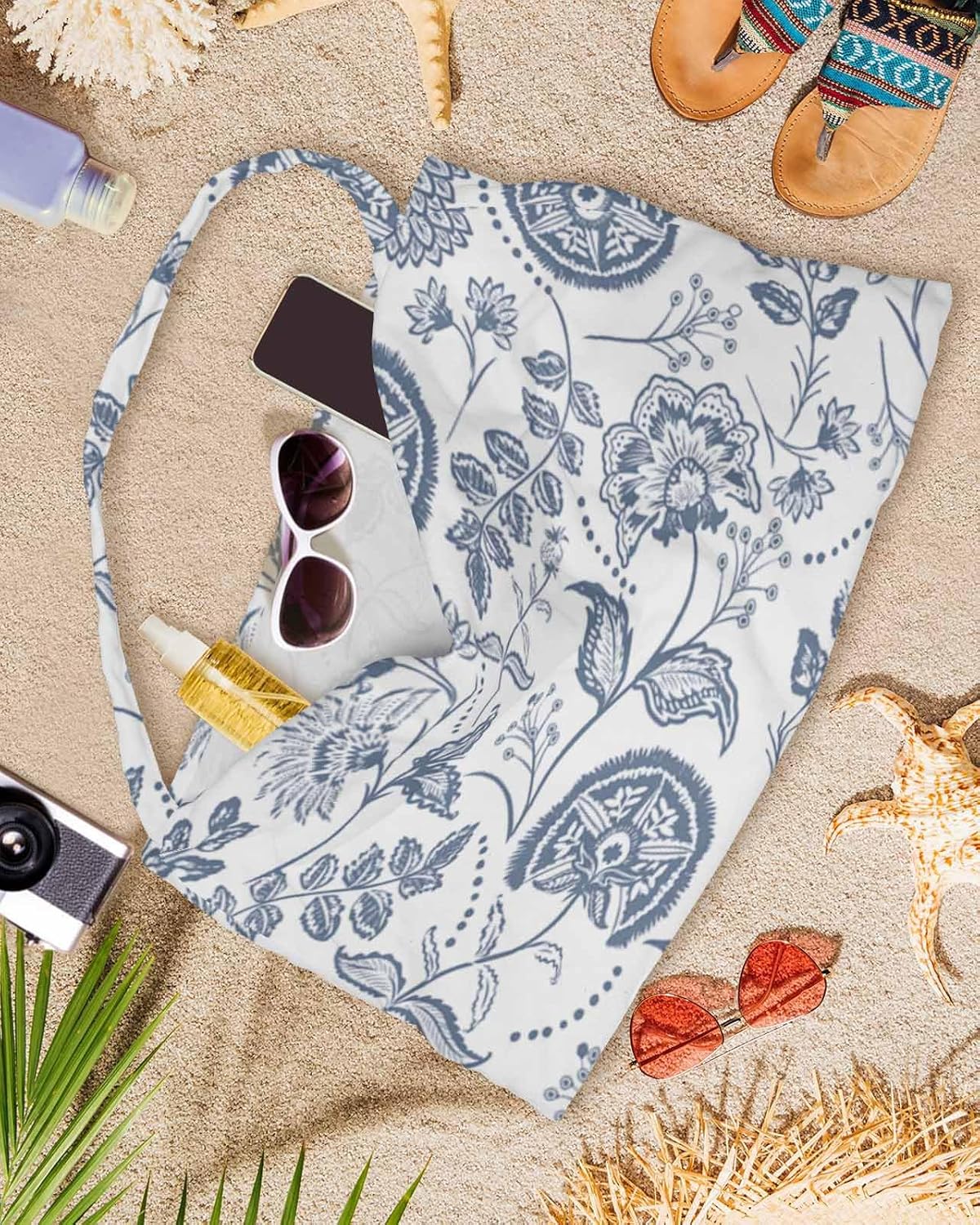 Farmhouse Spring Beach Chair Cover with Side Pockets, Blue Fruit Plant Leaf Flower Country Microfiber & Quick Dry Pool Chaise Lounge Chair Towels Covers for Sun Sunbathing Patio Garden Hotel