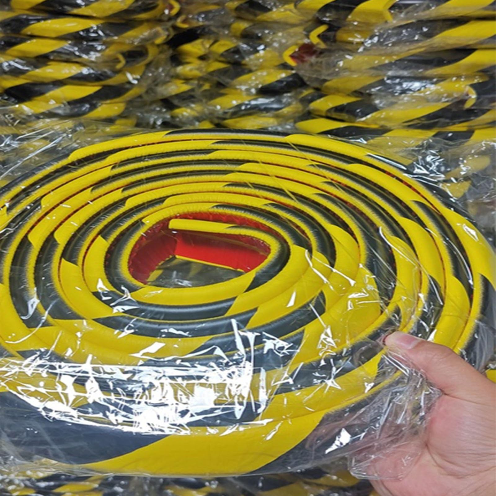 Mousse Protection en Caoutchouc, Coins de Protection d Angles Jaune et Noire en Forme de L, 5M Autocollantes Mousse Antichoc, pour Murs, Ateliers