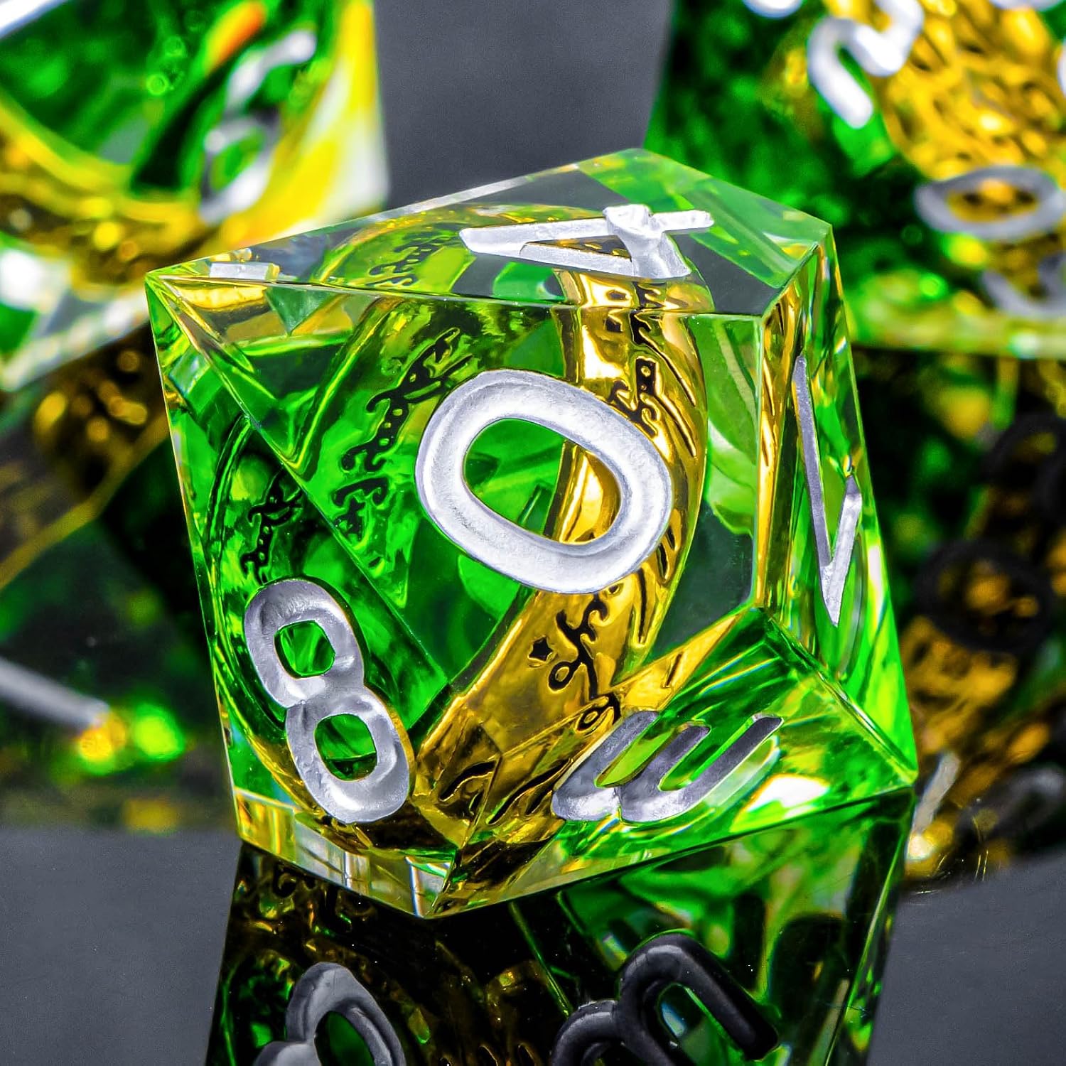 OUKELANWO Magic Lord Rings DND Dice Set with Box, 7Pcs Resin LOTR D&D Dice Set for Role Playing Game, Green Dungeons Dragons D and D Sharp Edge Dice D20 D12 D10 D8 D6 D4