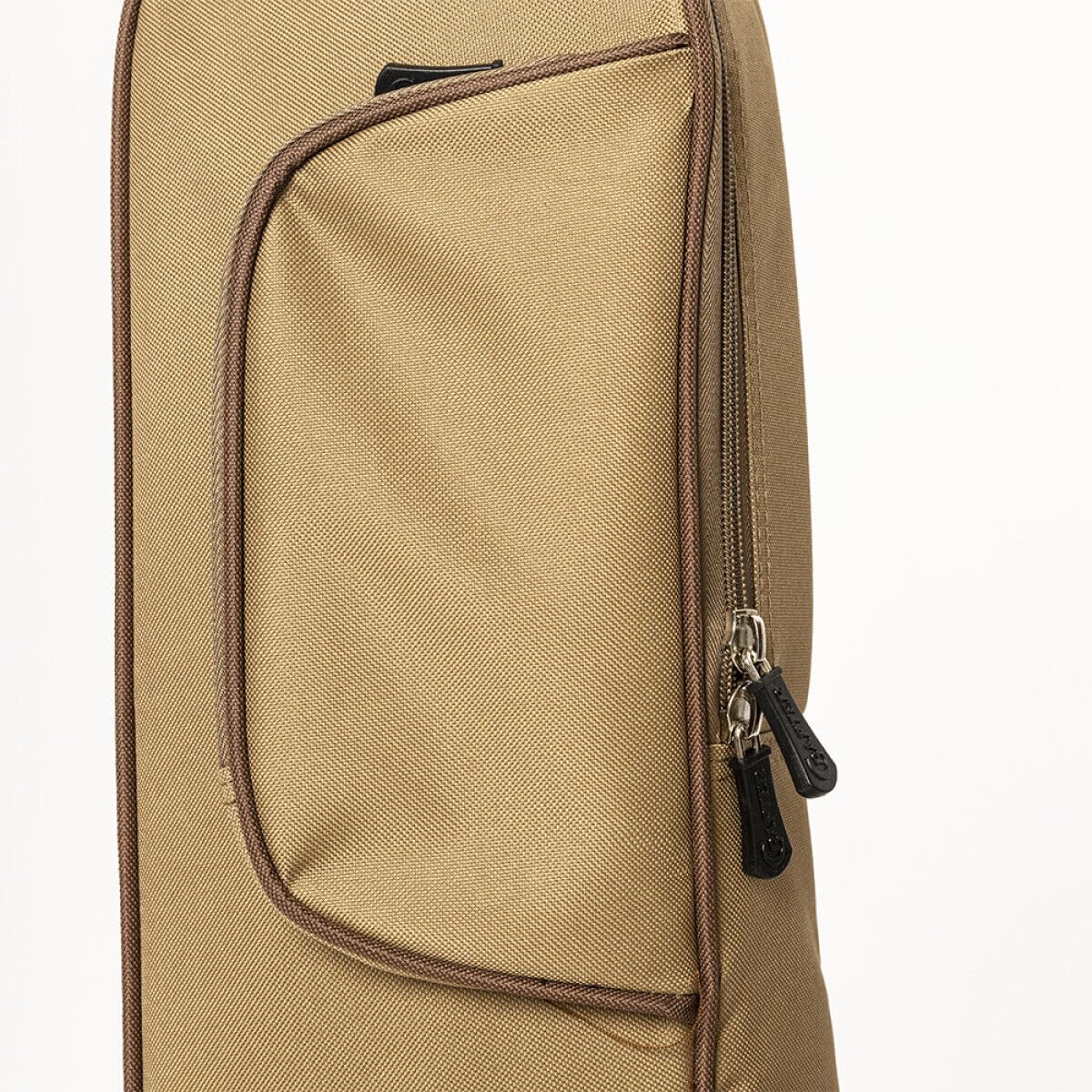 Crafter Gitarrentasche DG-M LINE Gigbag – Braun, 18 mm Polsterung, Rucksackgurt & Tragegriff, 2 Außentaschen, Reißverschluss – für Dreadnought & Grand Auditorium Westerngitarren