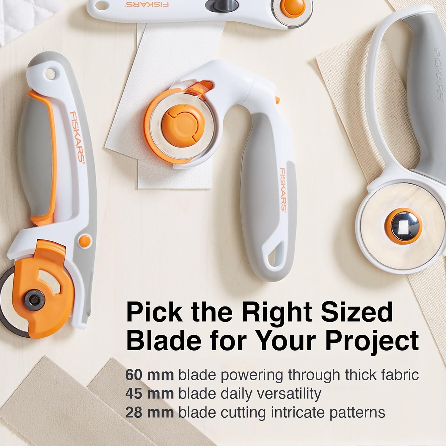 Fiskars Comfort Loop (45mm) Rotary Cutter, 1, White : Patio, Lawn & Garden