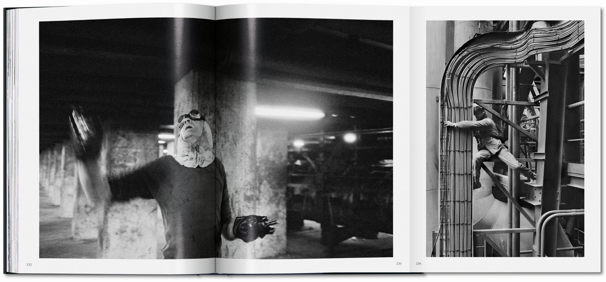 Sebastião Salgado. Workers. An Archaeology of the Industrial Age (Photography Book)