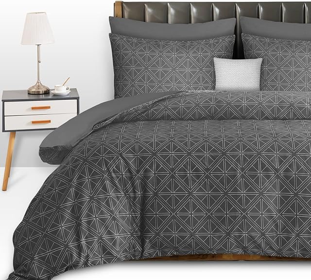 Pamposh Super King Duvet Set Doublesided Superking Duvets Sets 3 PCS With Pillowcases Ultra Soft Anti Allergic Non Iron Luxury Microfiber (Super King (260 x 220 cm), Charcoal / Grey)