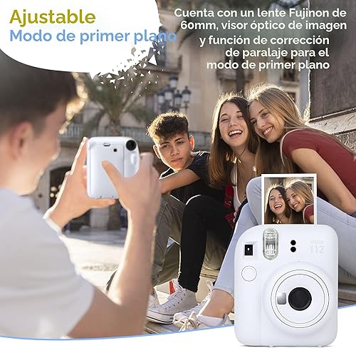 Vista 2 de Cámara instantánea Fujifilm Instax Mini 12 color azul pastel y paquete Fuji Film (60 hojas) con accesorios Tiger resistentes, estuche de transporte