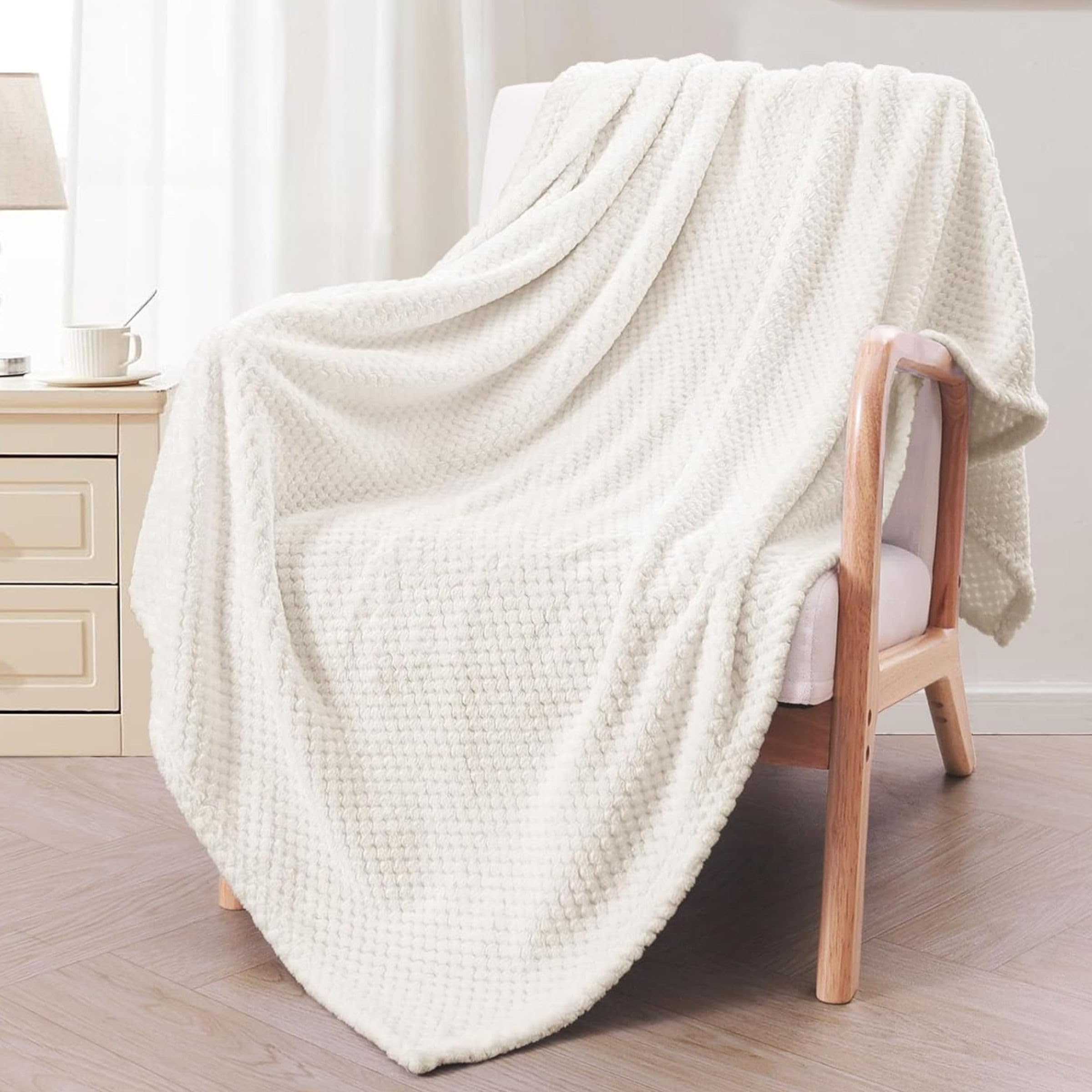 Fleece Blanket, Single Size 170x210 cm, 300 GSM, Waffle Texture - Lightweight Ultra Soft & Warm Solid Throw Blanket, Cozy for Sofa, Bed & Couch