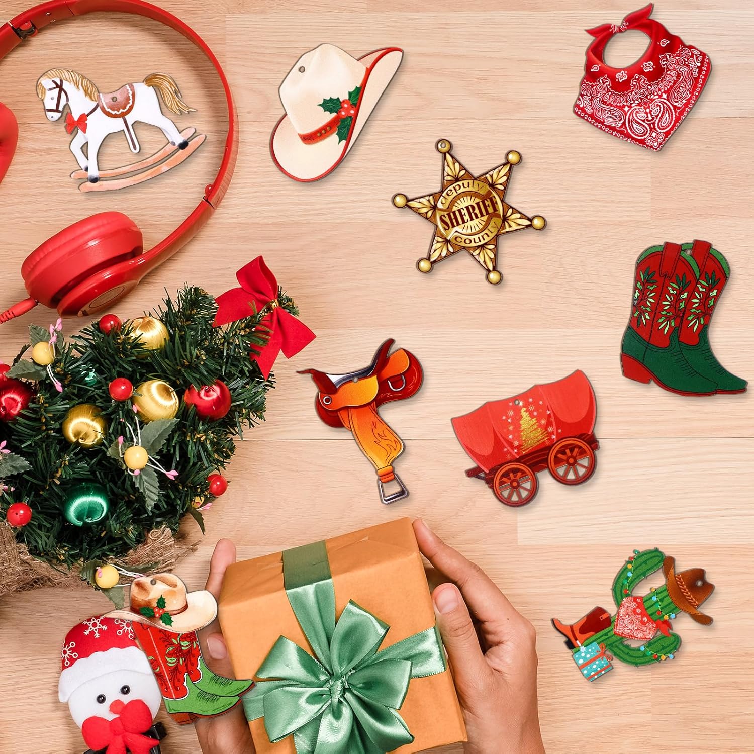 36 Pcs Western Christmas Ornaments Cowboy Christmas Tree Ornaments Wooden Hat Boot Cactus Horse Cattle Hanging Decorations Western Theme Party Decor for Shelf Table Tree Party Indoor - Image 6