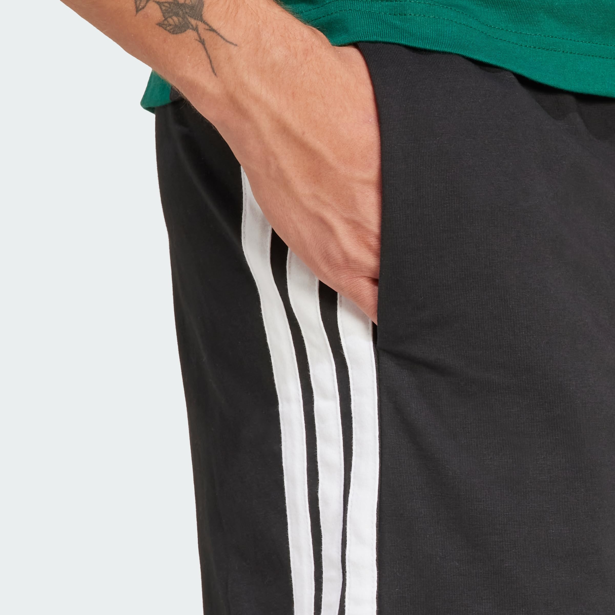 adidas Men's Pantalón Corto Essentials Single Jersey 7-Inch 3 Bandas