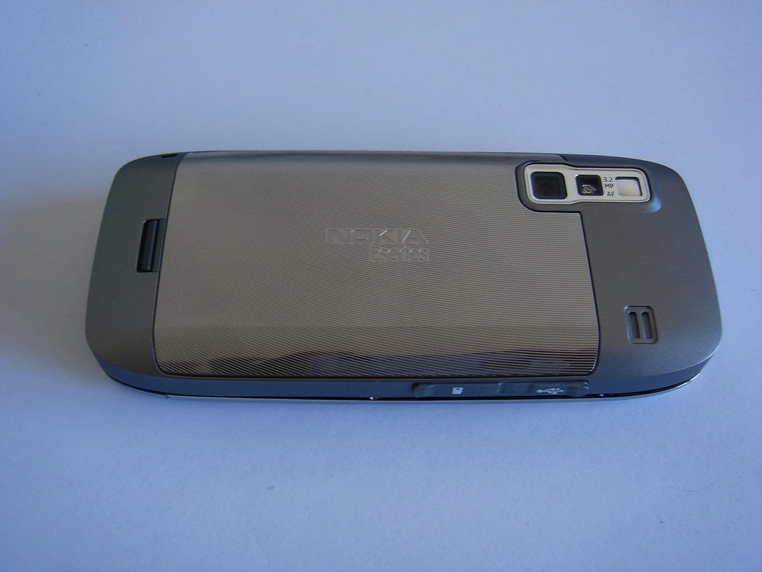 Nokia E75-1 50MB Qwerty Factory Unlocked 3G (Silver) - International Version