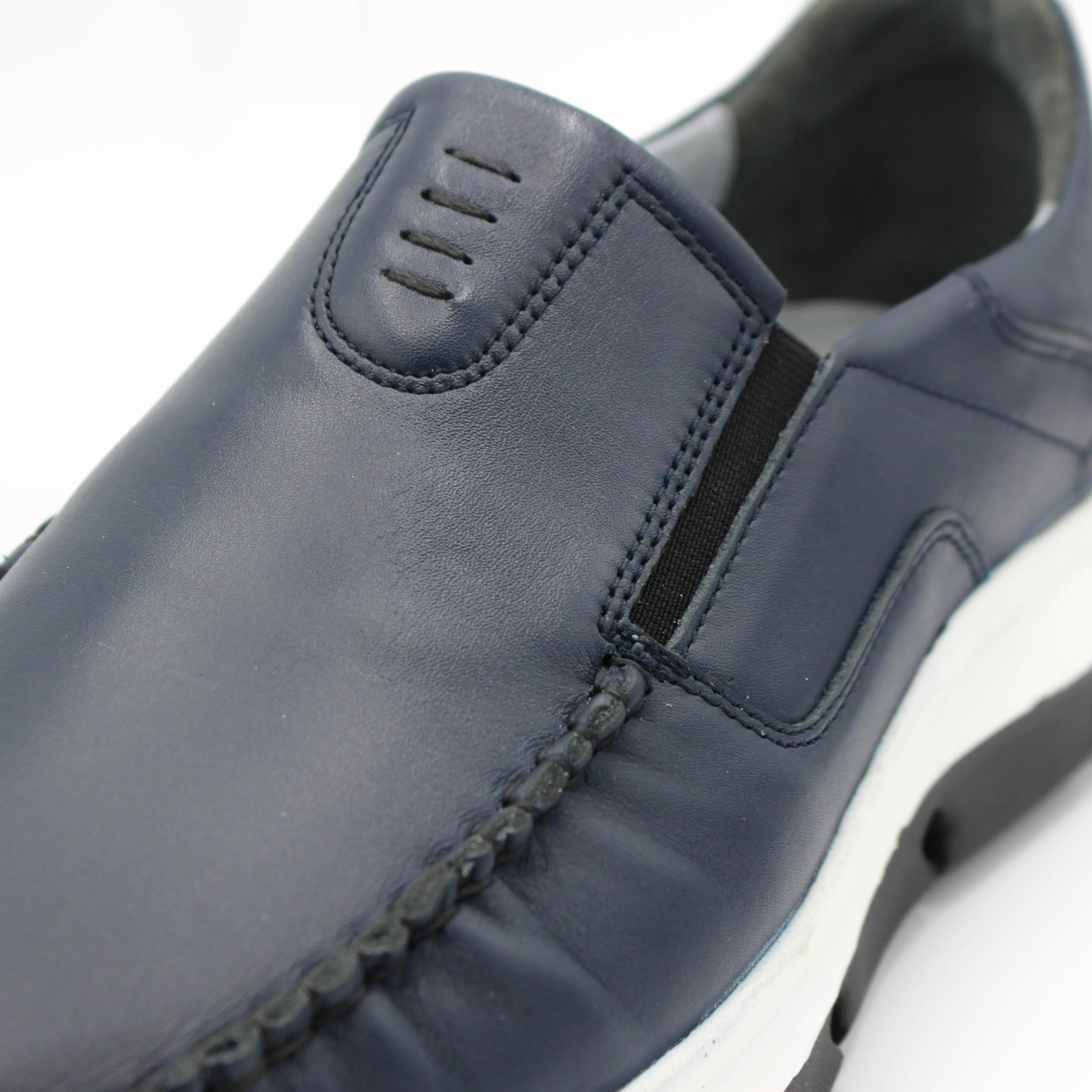 Zerimar Mocasines Hombre de Piel - Zapatos de Hombre Ligeros y Cómodos - Zapatos Hombre - Mocasines de Hombre - Zapatos Hombre Comodos adecuados para Viajar y Estar Activo.